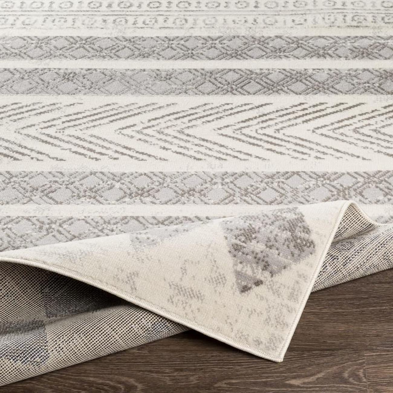 Mark&Day 6x9 Oosseld Global Light Gray Area Rug - Soft Grey Beige White Carpet for Living Room, Bedroom, Kitchen - 6'7