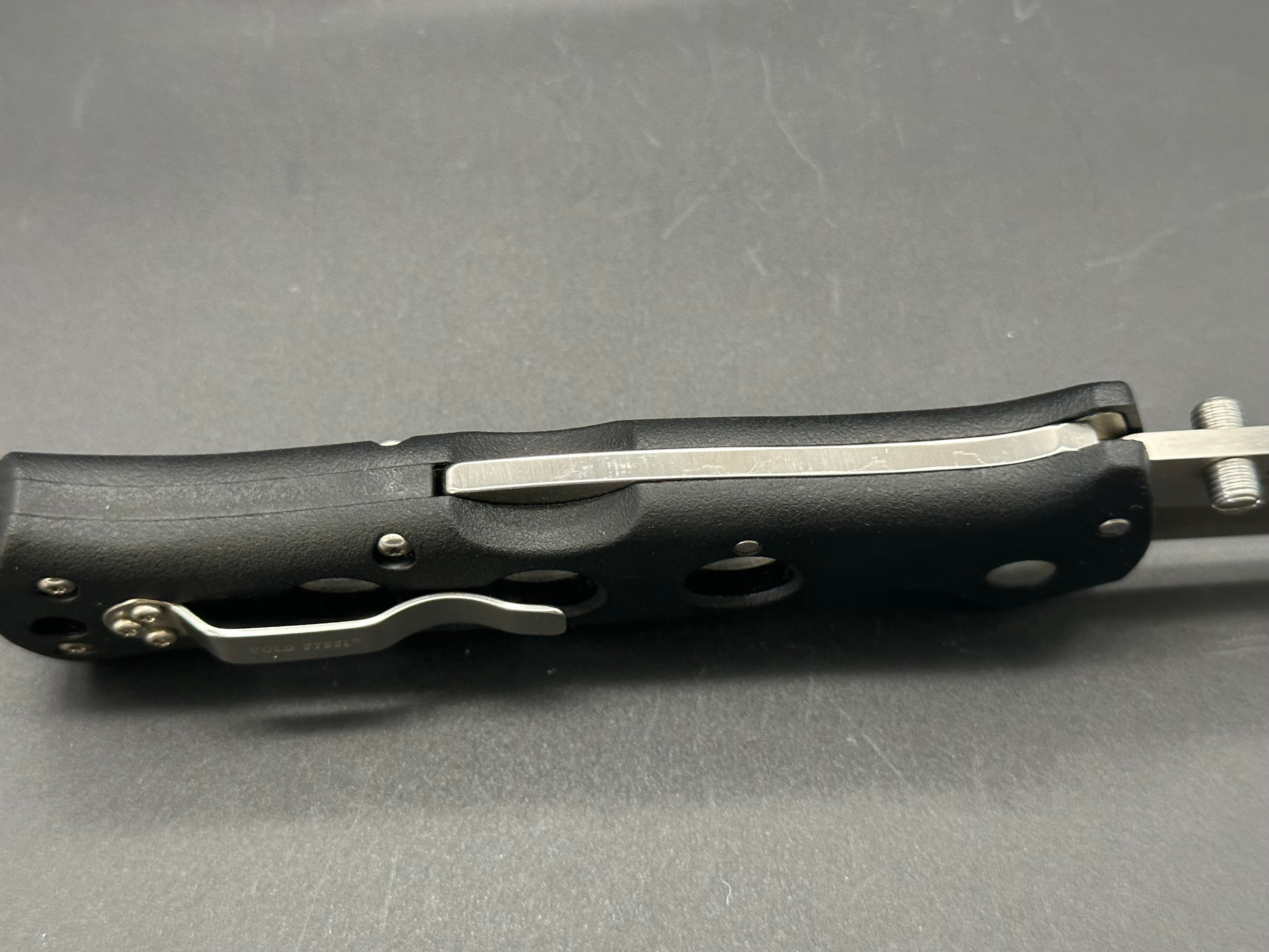 Cold Steel Counter Point 1 Knife - Premium CTS BD1 Steel Blade for Outdoor, Camping & Survival - Tactical Folding Knife for Hunting, Hiking & EDC