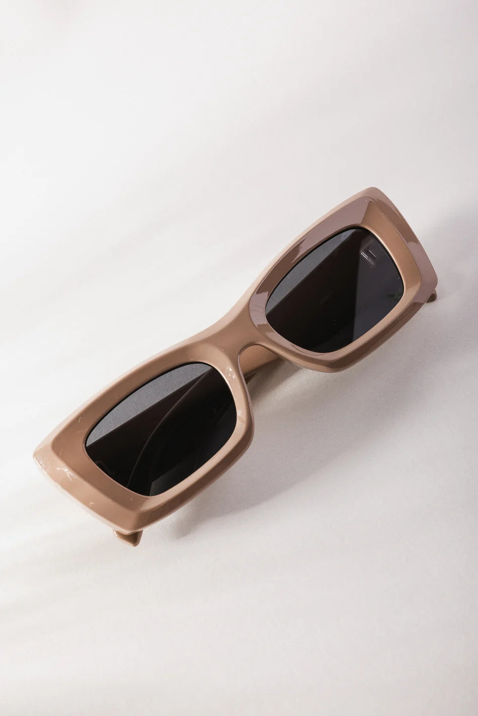 Kamree Polarized Sunglasses for Women & Men - Mocha Brown UV Protection - Perfect for Driving, Beach & Outdoor Activities