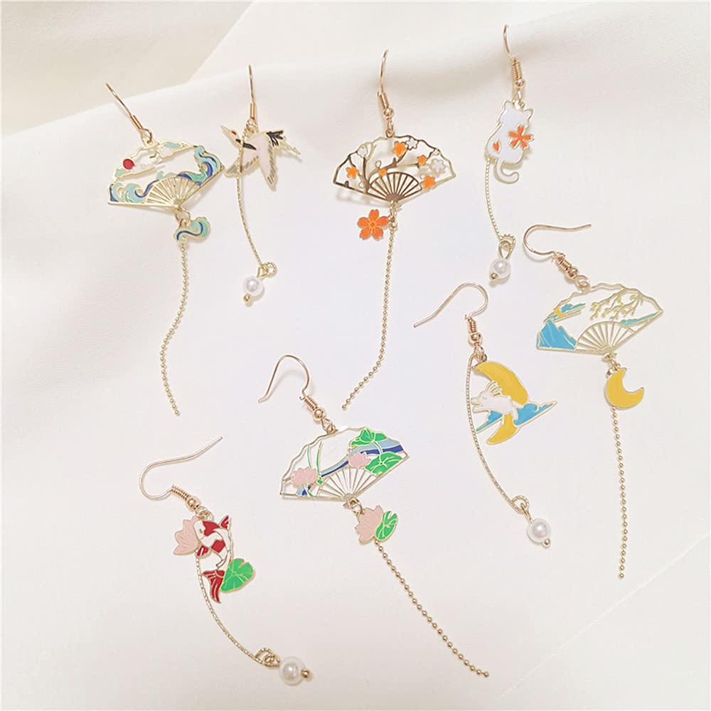 Chinese Style Fan Drop Earrings - Vintage Ethnic Hollow Metal Jewelry for Women | Cute Asymmetric Dangle Ear Studs for Party, Wedding & Boho Fashion