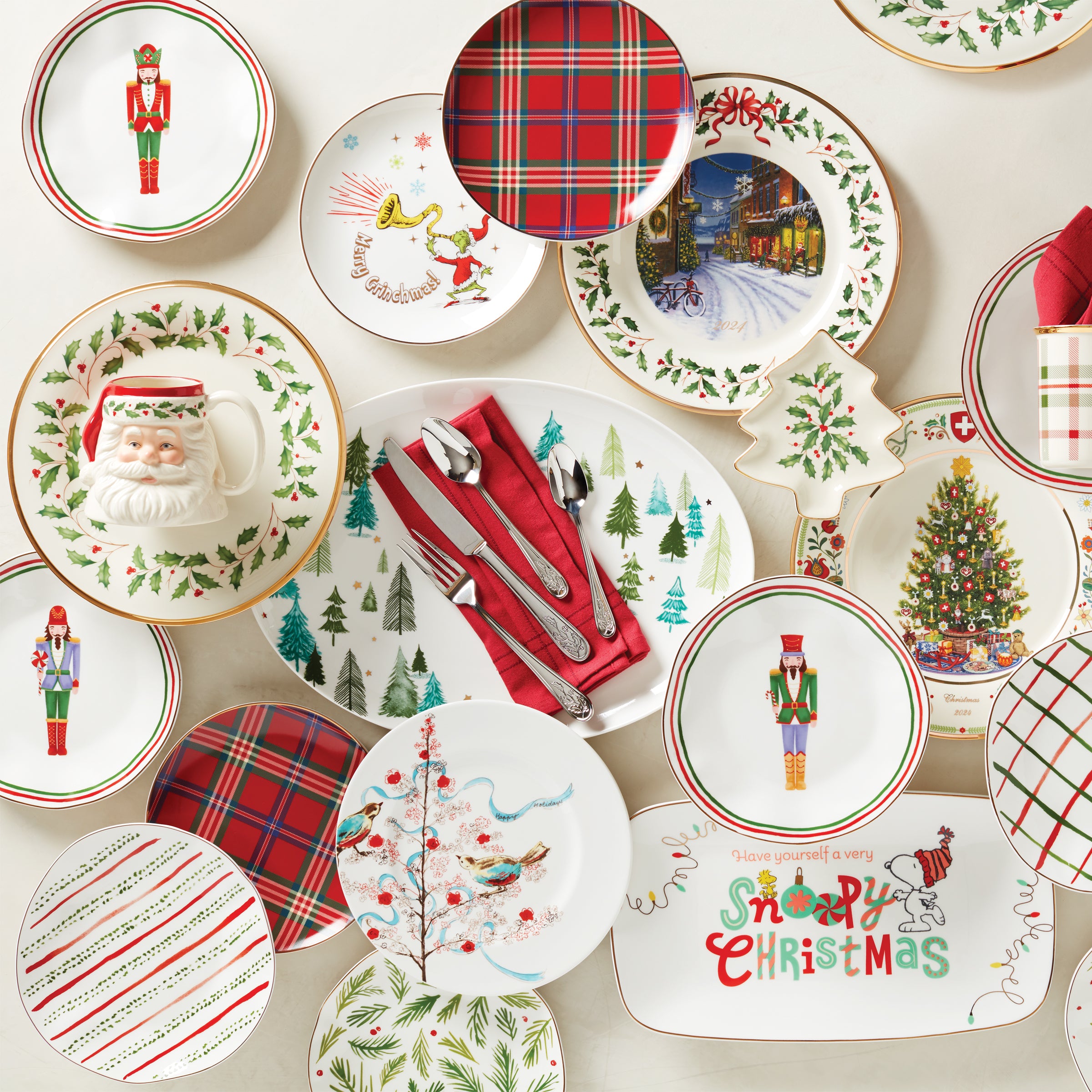 Festive Red Tartan Accent Plates - Set of 4 Christmas Dinner Plates for Holiday Table Decor & Party Serving
