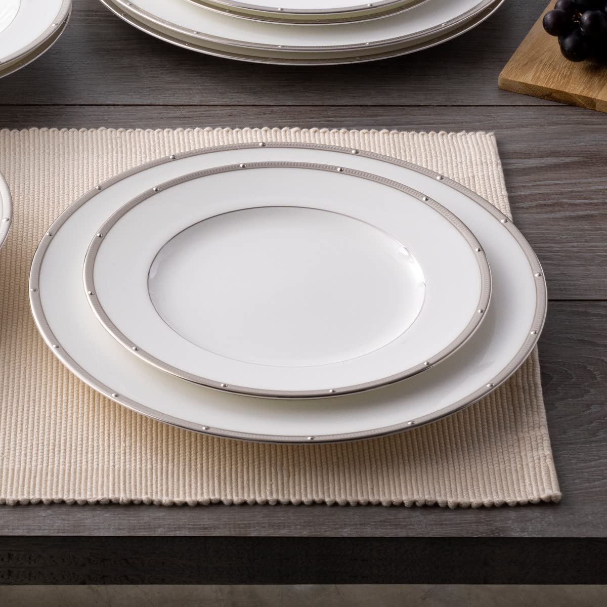 Noritake Rochelle Platinum 5-Piece Dinnerware Set - Elegant White Fine China for Formal Dining & Special Occasions