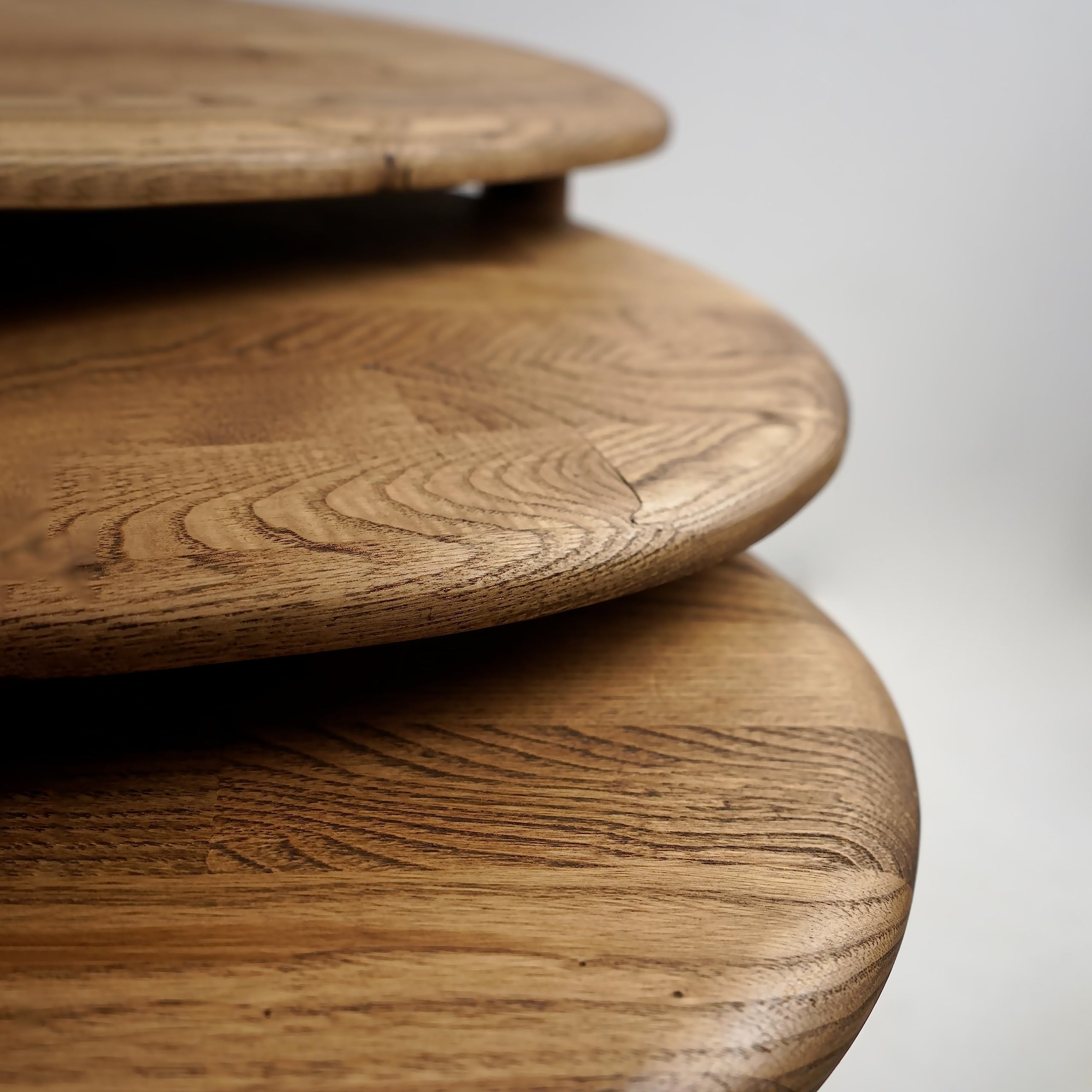 UPP Solid Wood Nesting Table Set of 3 - Mid Century Modern Chestnut Side Tables with Tapered Legs - Retro Style Home Furniture for Living Room, Bedroom & Office