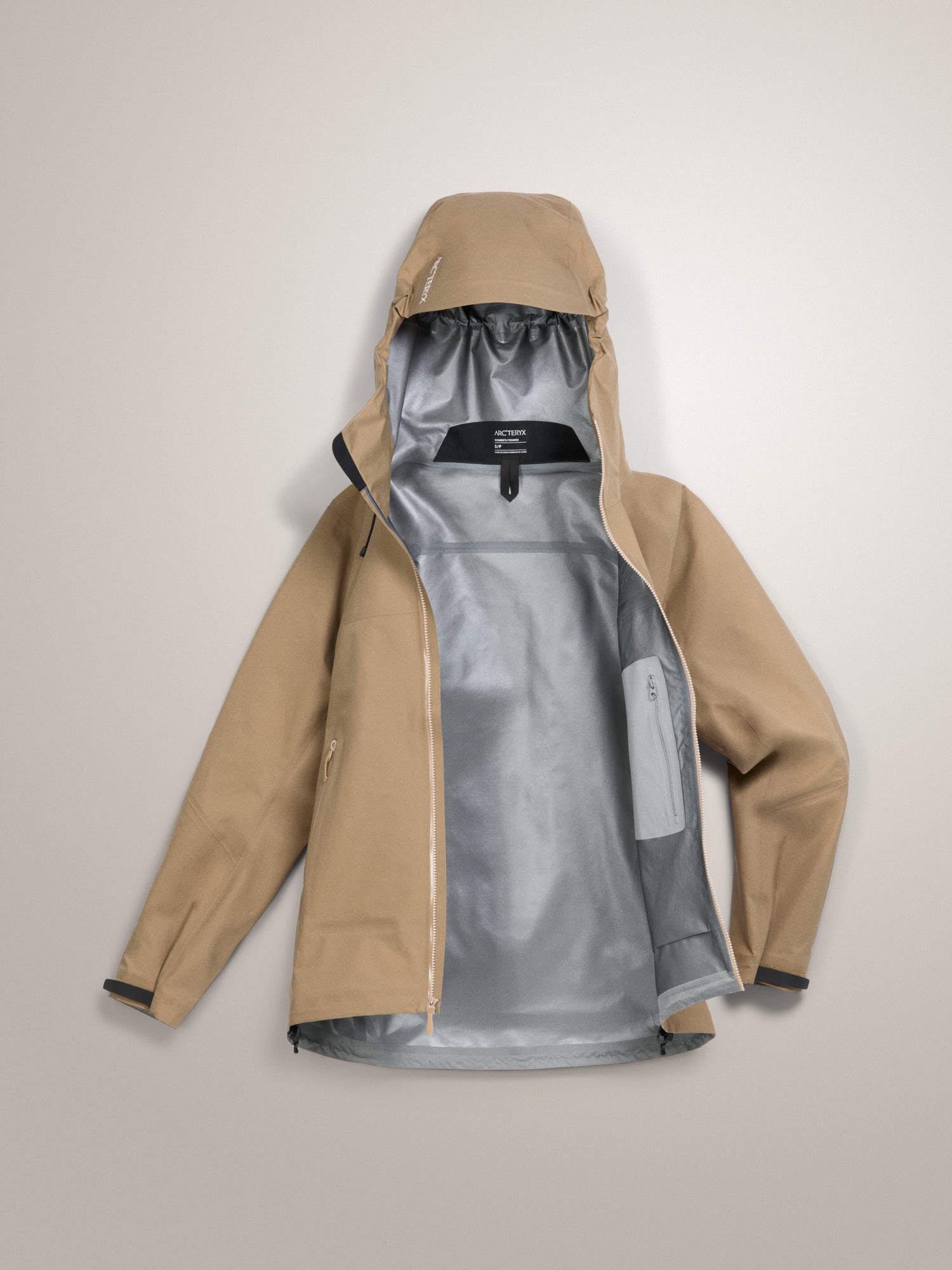Women's Beta SL Jacket - Lightweight Waterproof Hiking Shell for Outdoor Adventures | Perfect for Trail Running, Camping & Travel