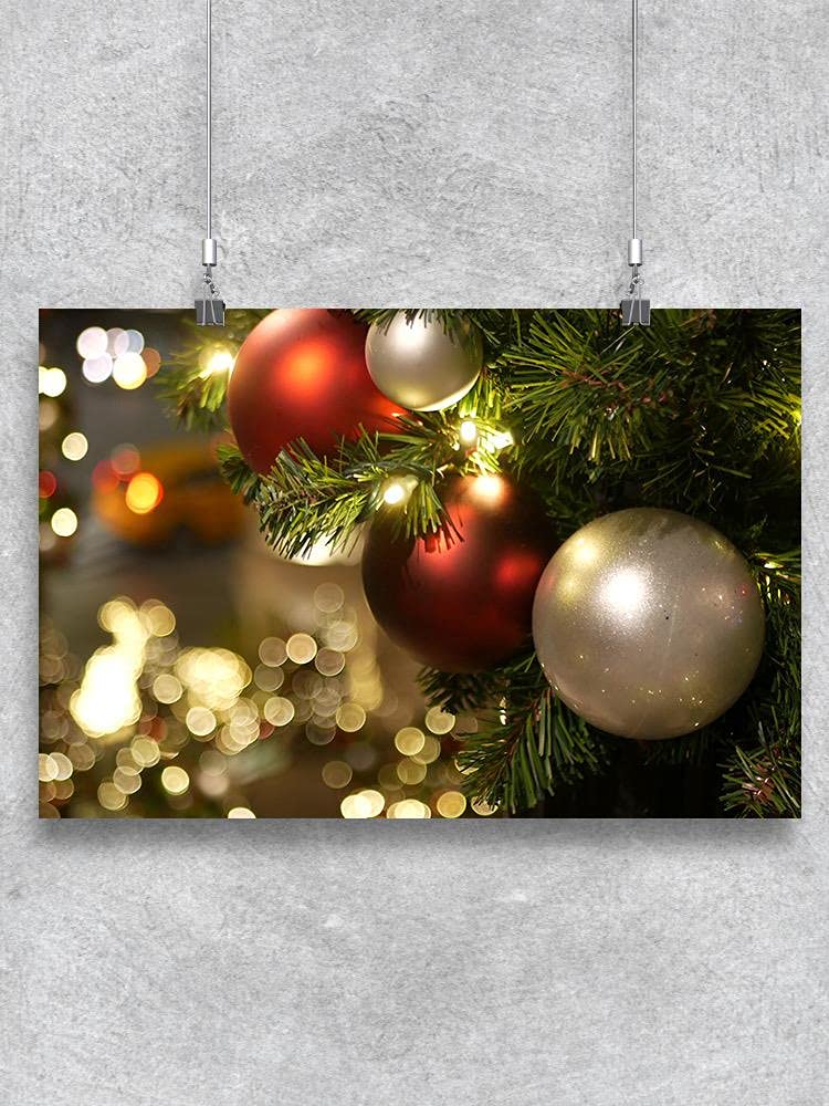 Christmas Tree with Fairy Lights Poster - Holiday Wall Art Decor for Home, Office & Gifts | Perfect for Christmas Party, Living Room & Bedroom Decoration