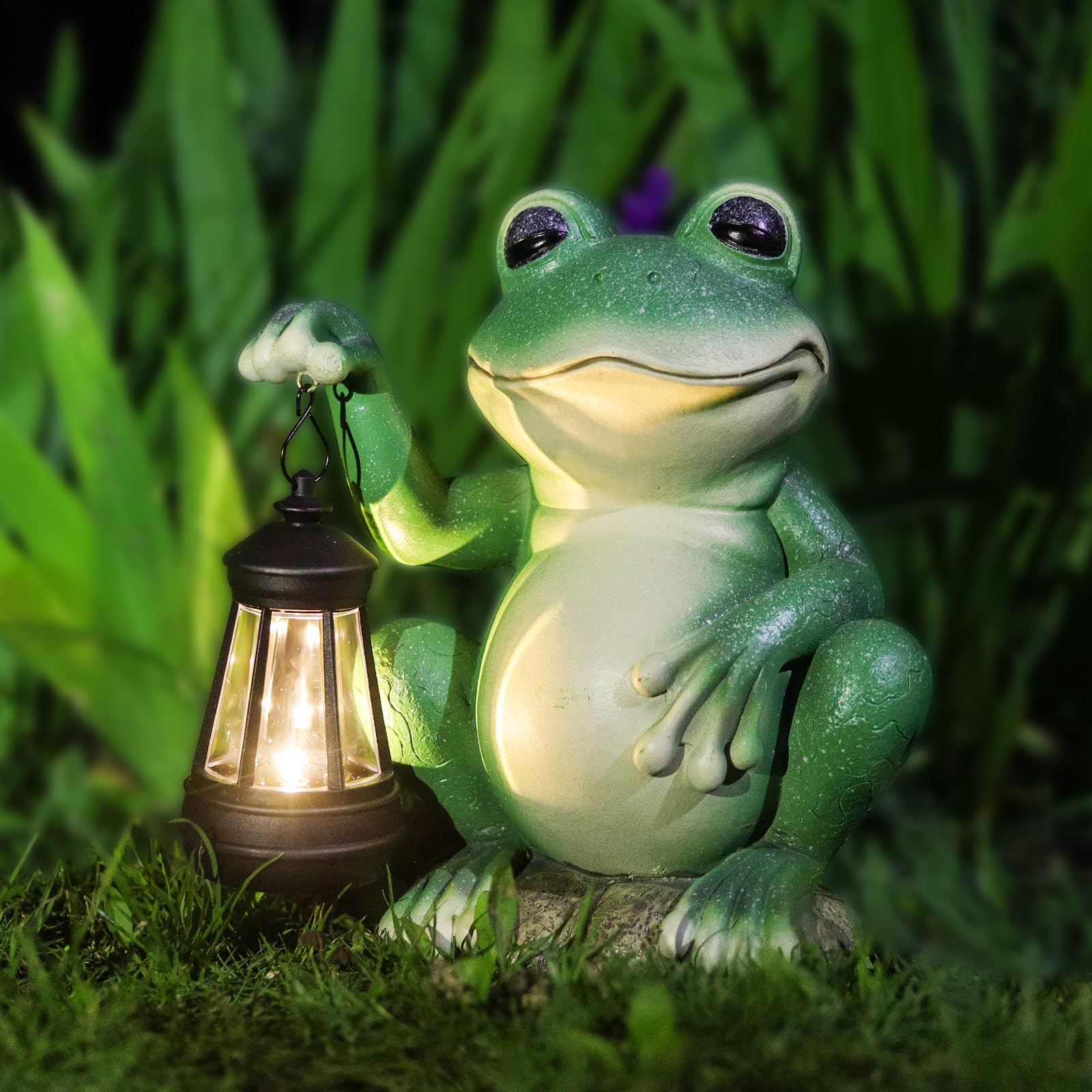 Solar-Powered LED Frog Garden Statue - Outdoor Decorative Lantern for Patio, Yard & Lawn - Unique Housewarming Gift - Perfect for Garden Decor & Nighttime Ambiance