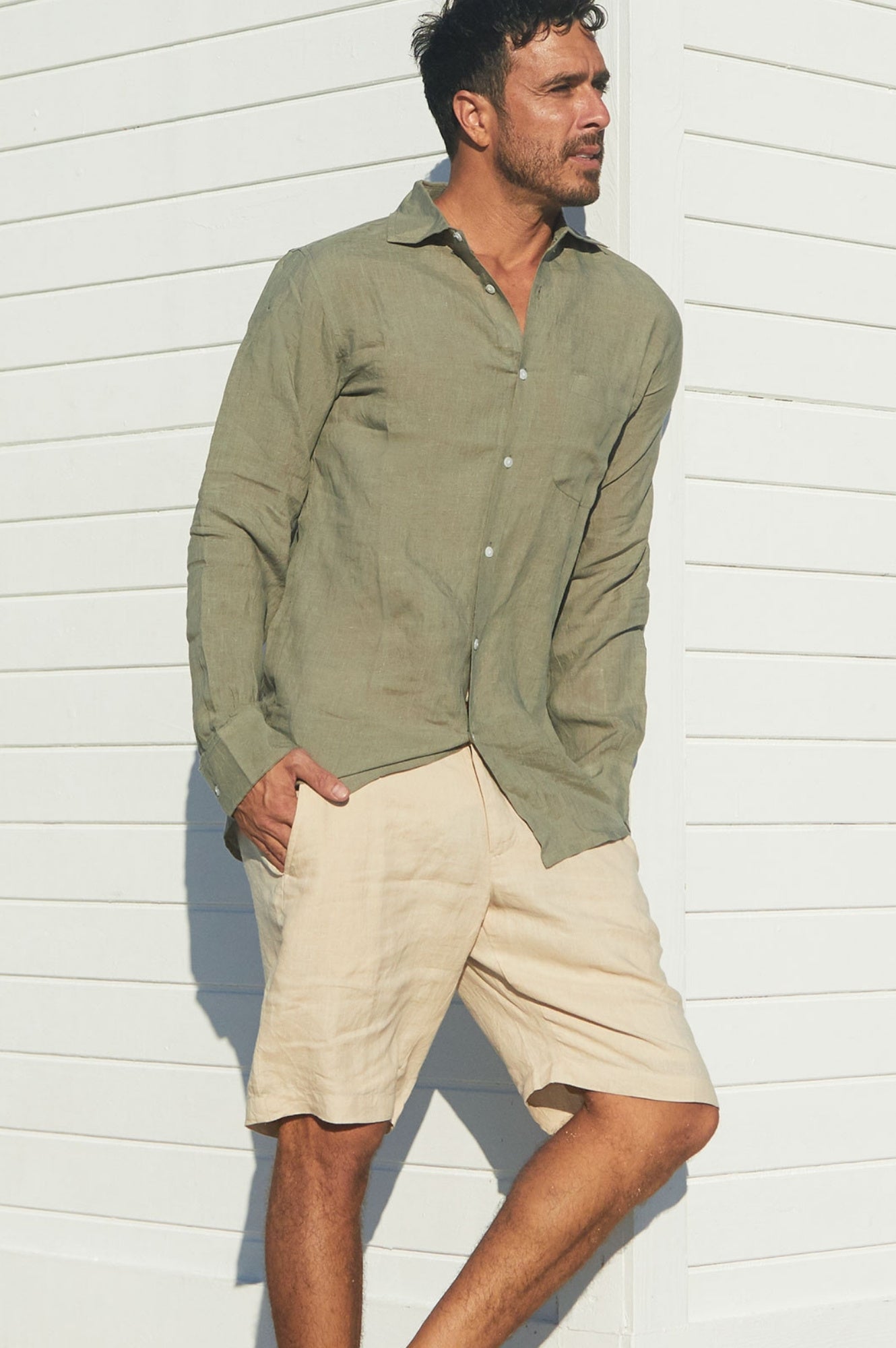 Premium Men's Linen Shirt - Breathable & Lightweight Khaki Button-Up for Summer | Casual & Beach Wear