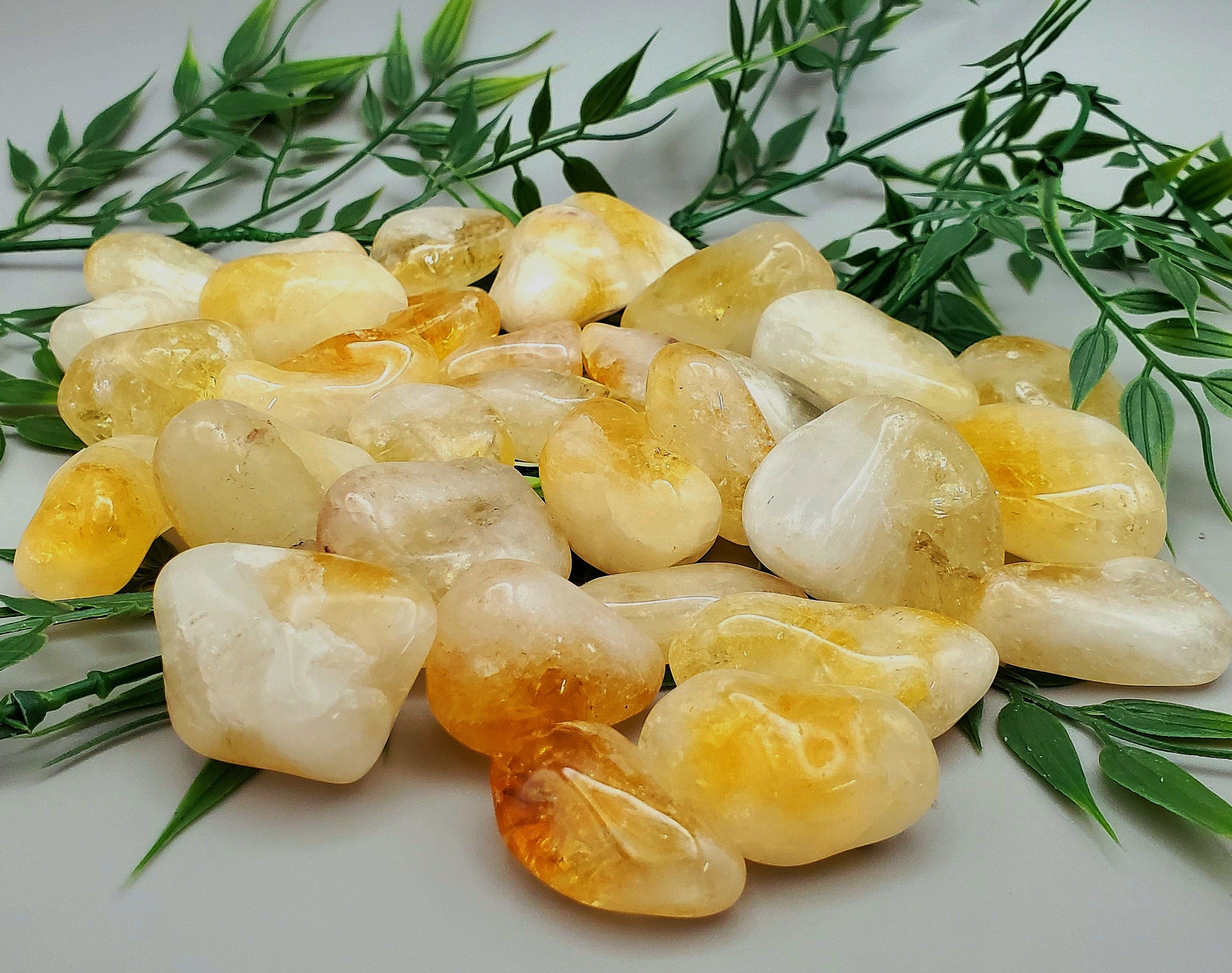 Natural Citrine Tumbled Stones - Healing Crystal for Wealth & Positivity - Perfect for Meditation, Jewelry Making & Home Decor