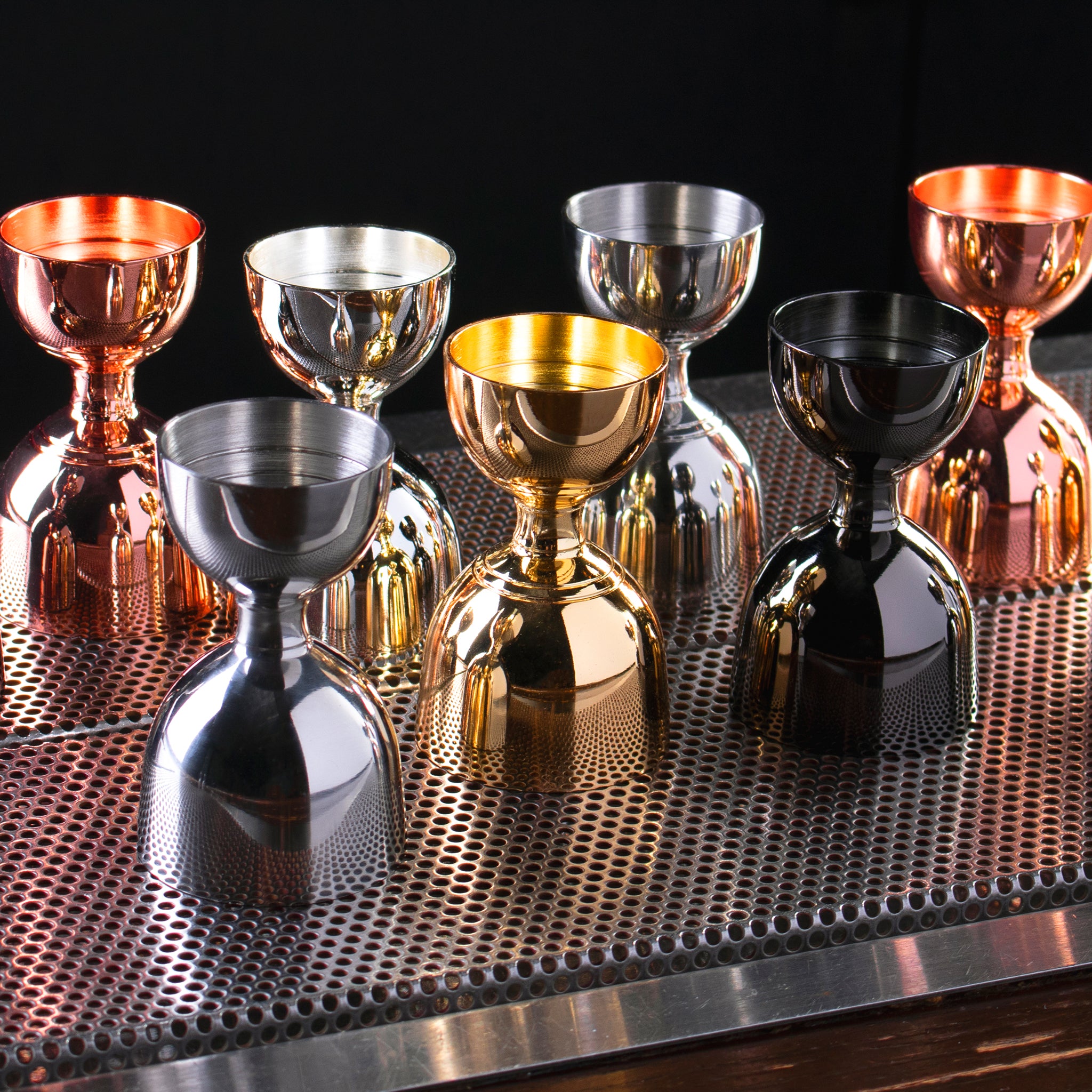 LEOPOLD® Jigger Cocktail Measure - Gunmetal Black & Banded Finish - 1oz & 2oz Dual-Sided Bar Tool for Professional Mixologists & Home Bartenders - Perfect for Crafting Martinis, Old Fashioneds & Cocktails