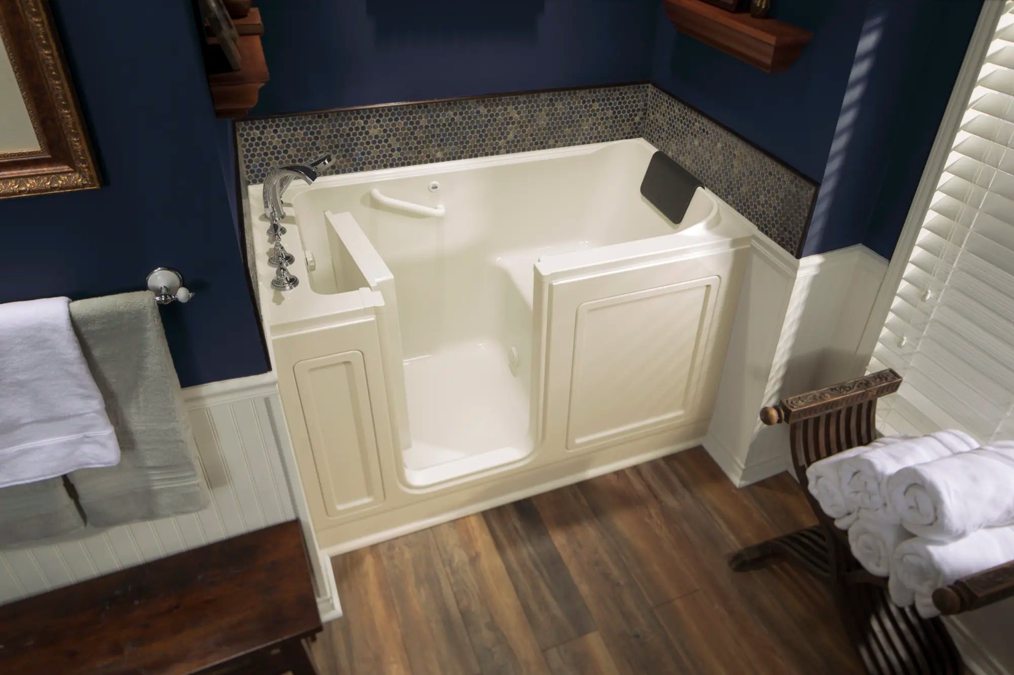 32 x 60 Inch Acrylic Walk-in Bathtub with Soaker System - Left Hand Drain & Faucet - Luxury Accessible Tub for Elderly & Mobility Needs - Perfect for Spa Relaxation & Safe Bathing