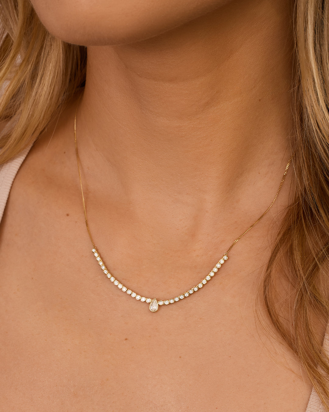 Lab Grown Diamond Pear Row Necklace - Elegant 14K Gold Pendant for Women | Perfect for Weddings, Anniversaries & Special Occasions
