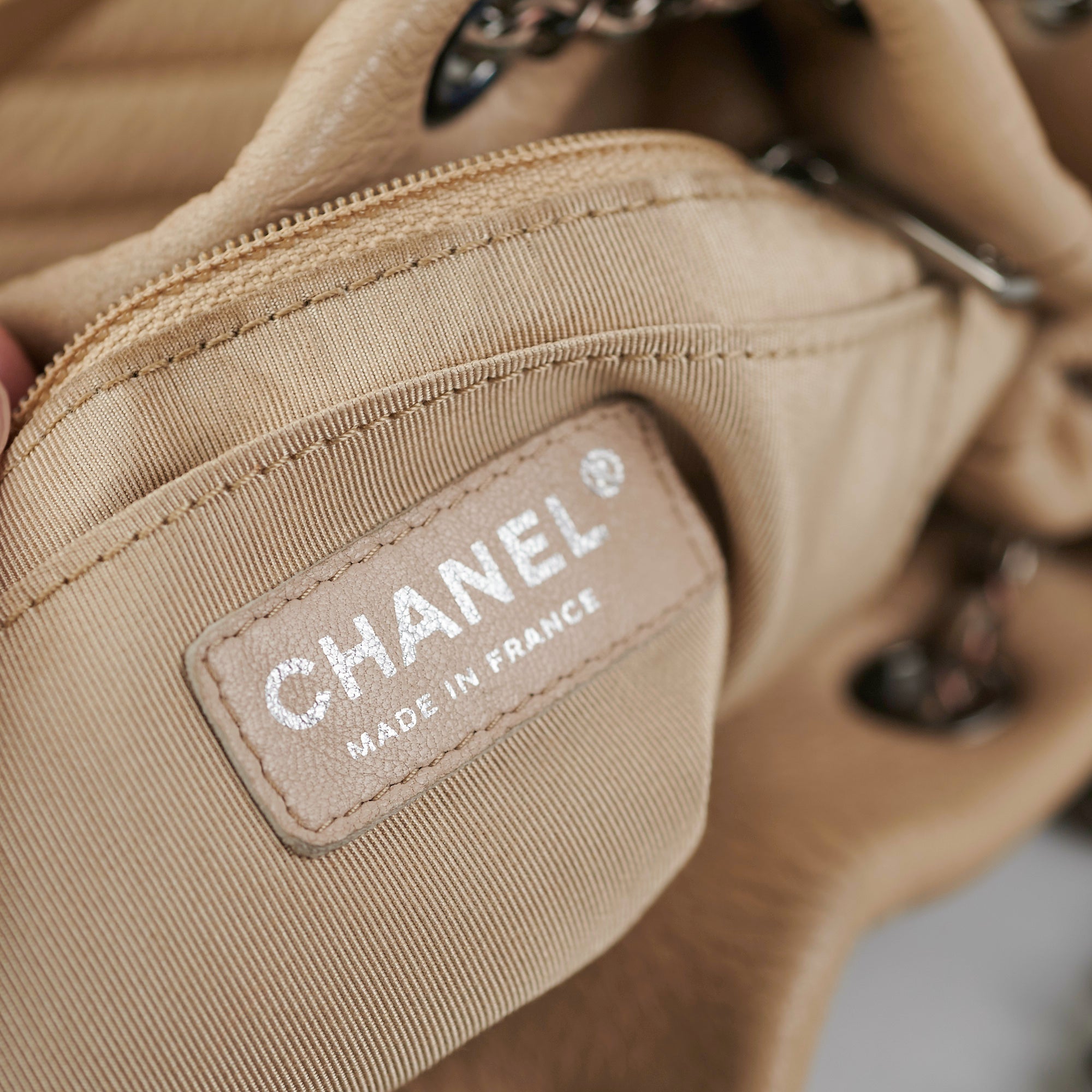 Chanel Chevron Beige Quilted Leather Bucket Bag - Luxury Designer Handbag for Women, Perfect for Everyday Use & Special Occasions