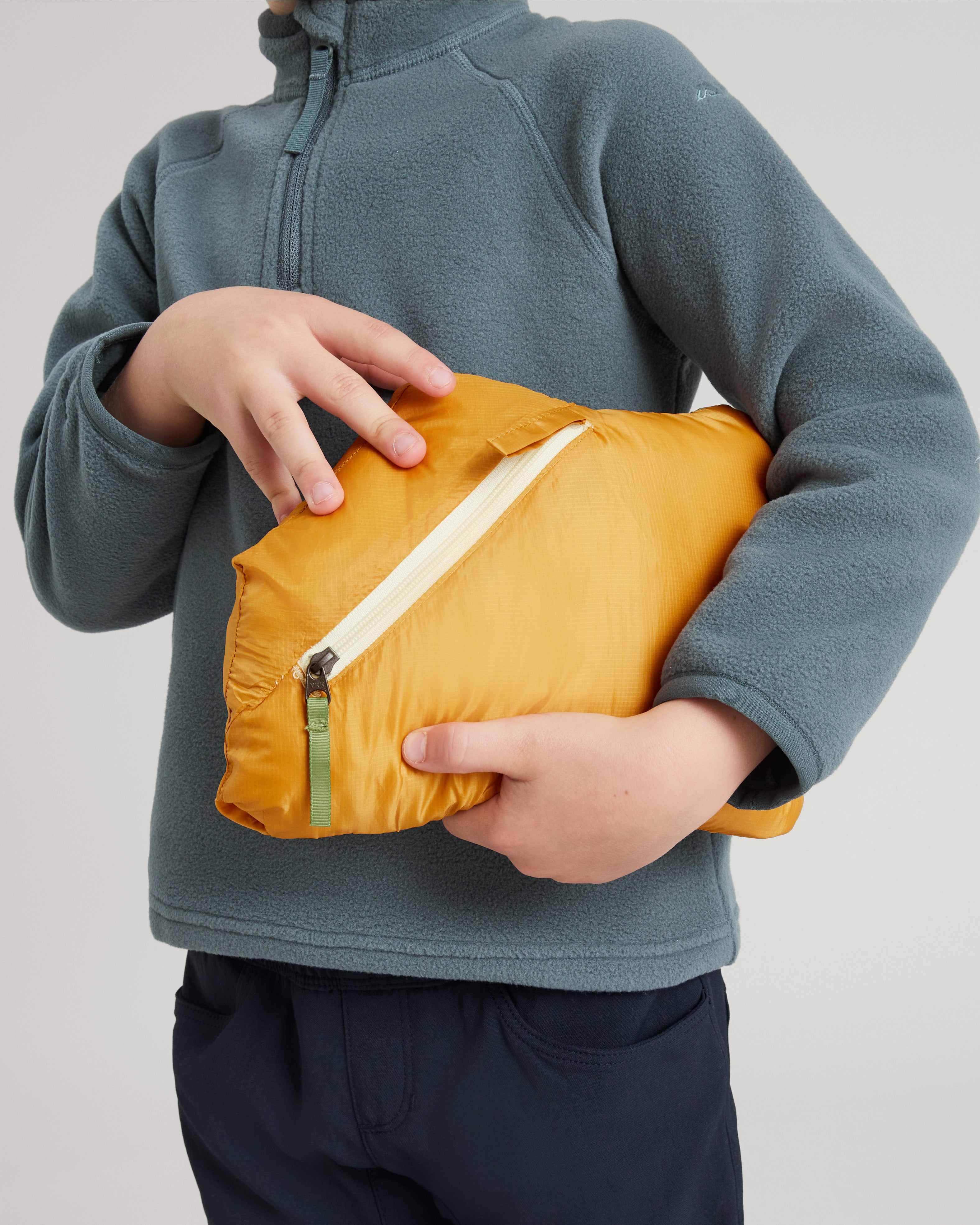 Heli R Kids' Unisex novaLOFT Hooded Jacket - Lightweight Waterproof Windbreaker for Boys & Girls - Perfect for Outdoor Play, Hiking & School Activities