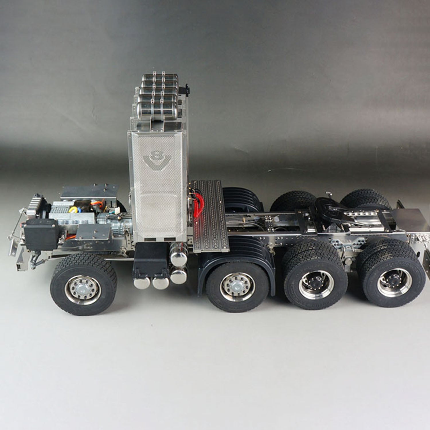 1/14 Scale 8x8 Metal Chassis for RC Tractor Truck - Compatible with R73 & R62 Electric Cars - DIY Simulation Spare Parts Accessory - Perfect for Off-Road Racing and RC Vehicle Customization