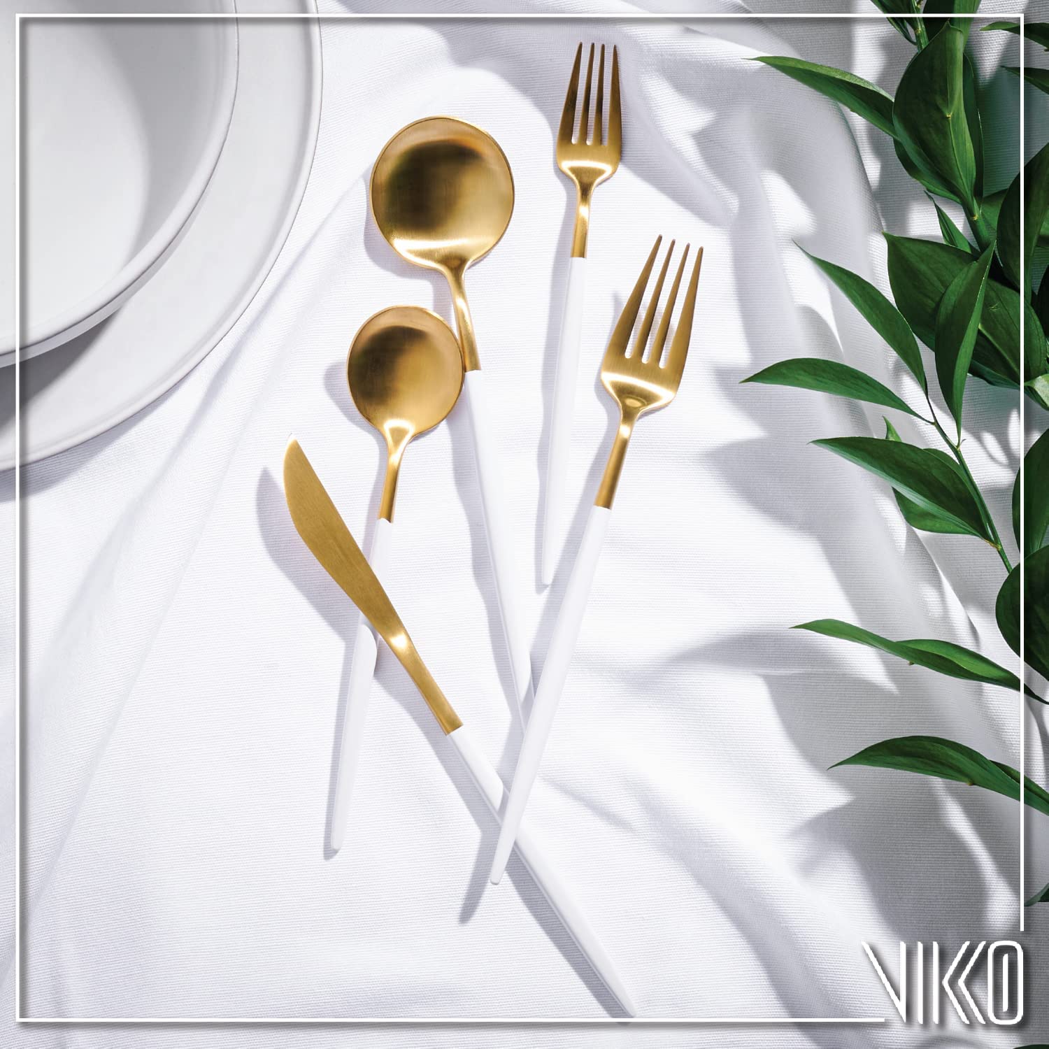 Vikko Decor Modern Flatware Set - Matte White & Gold 20-Piece Stainless Steel Silverware Set (18/10) for Upscale Dining - Long Handled Cutlery Service for 4 - Elegant Two-Tone Flatware for Weddings, Dinner Parties & Fine Dining