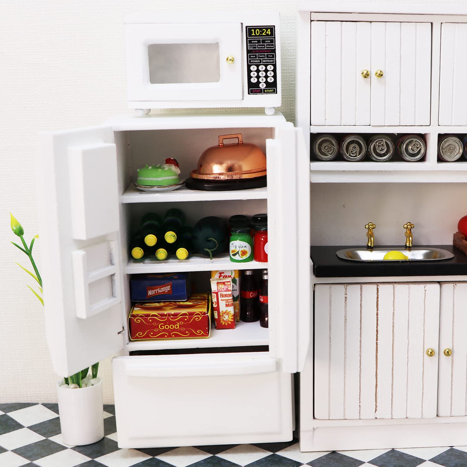 1:12 Scale Miniature Microwave Oven - High Simulation Dollhouse Kitchen Accessories, Mini Furniture & Appliances for Realistic House Decoration (White) | Perfect for Dollhouse Displays, Miniature Collections & DIY Craft Projects