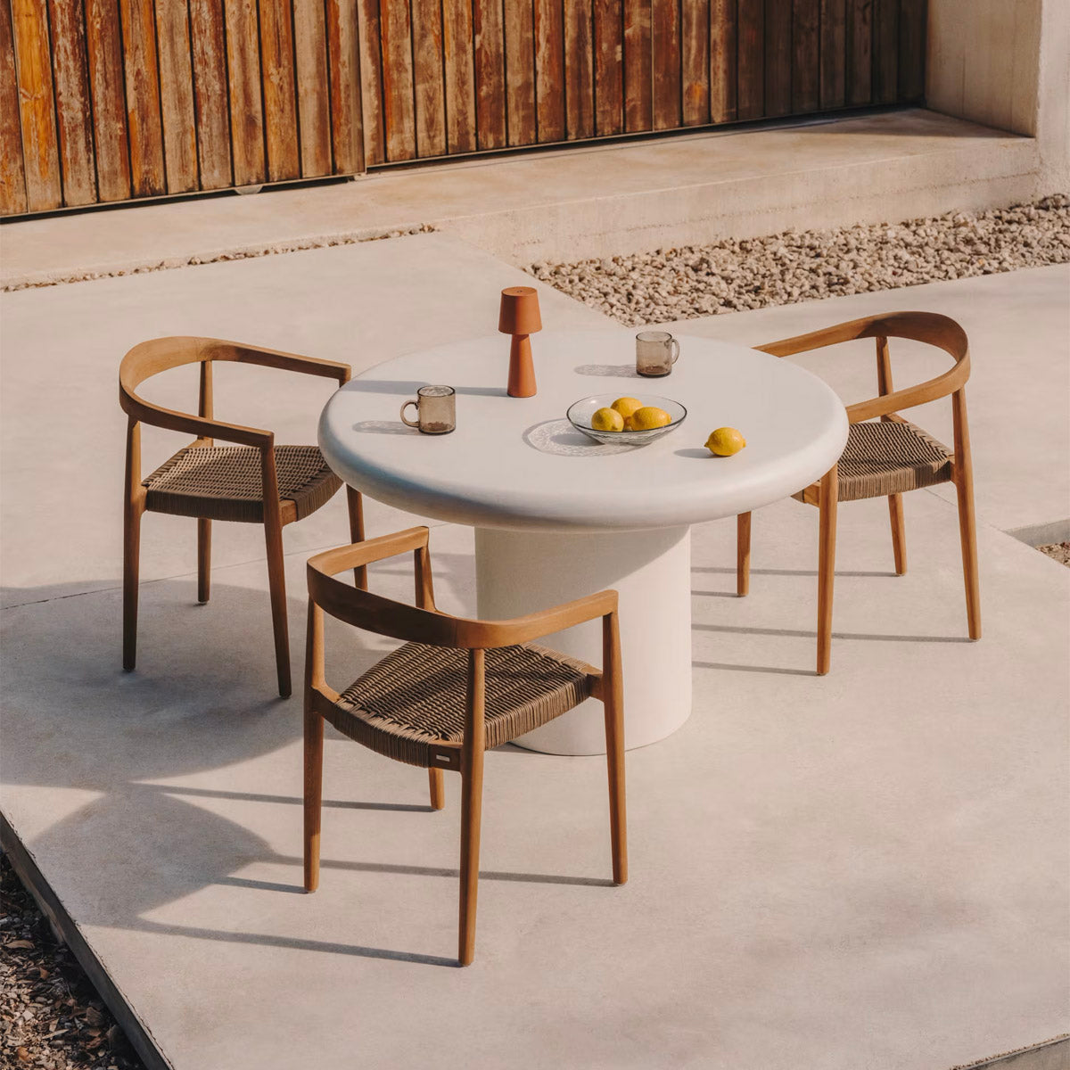 Addaia Outdoor Round Table - 42 Inch Weatherproof Patio Dining Table for Garden, Backyard, Deck - Perfect for Outdoor Entertaining & Family Gatherings