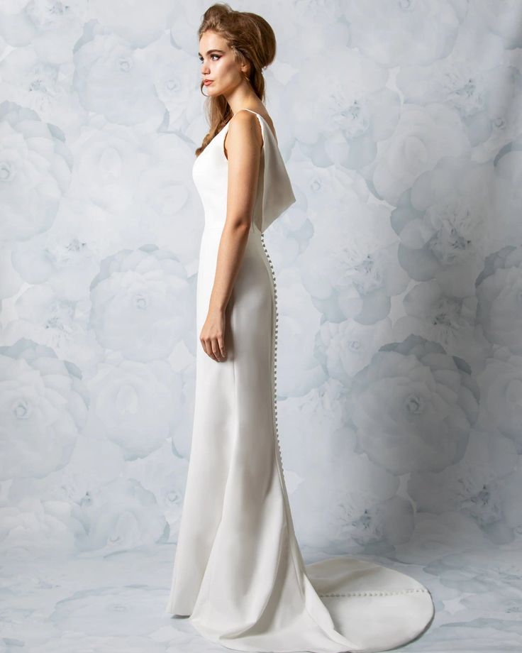 Elegant Jennifer Black by Antonio Gual Deep V-Neck Evening Gown - Perfect for Prom, Wedding & Formal Events