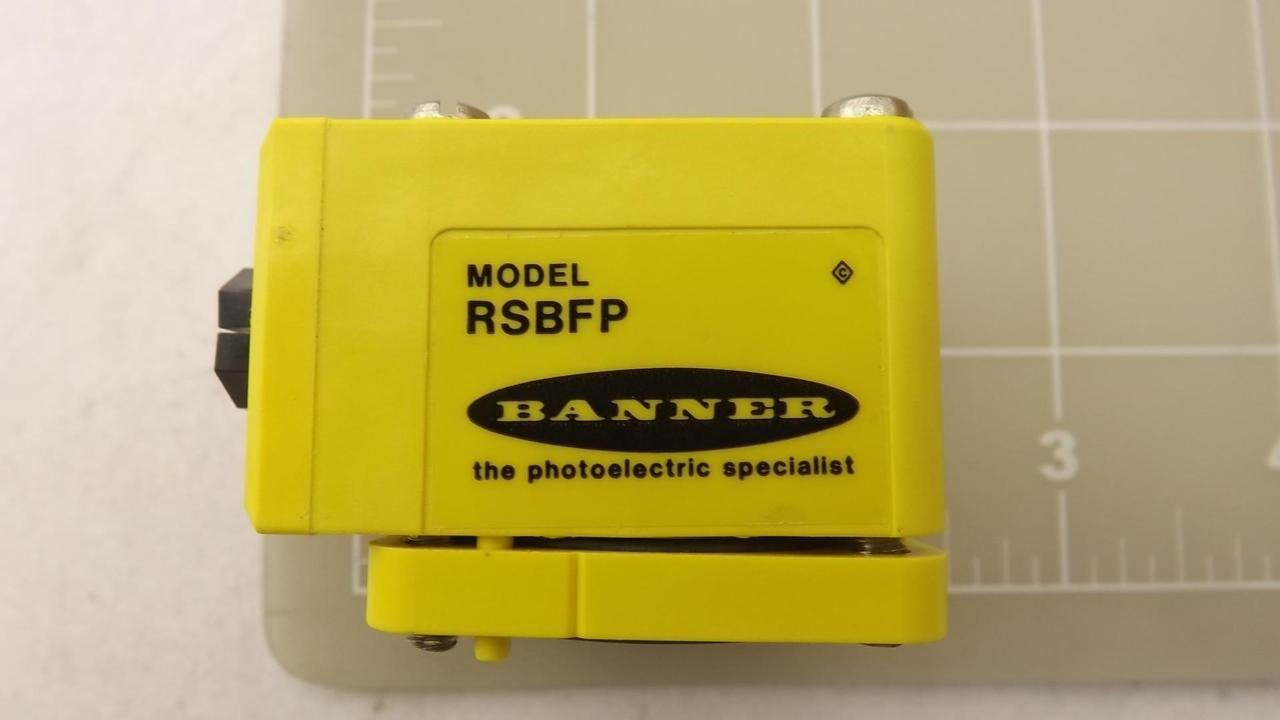 Banner 25576 Photoelectric Sensor with Fiber Optic & RSBF Technology - Industrial Automation, Packaging, and Material Handling Solutions