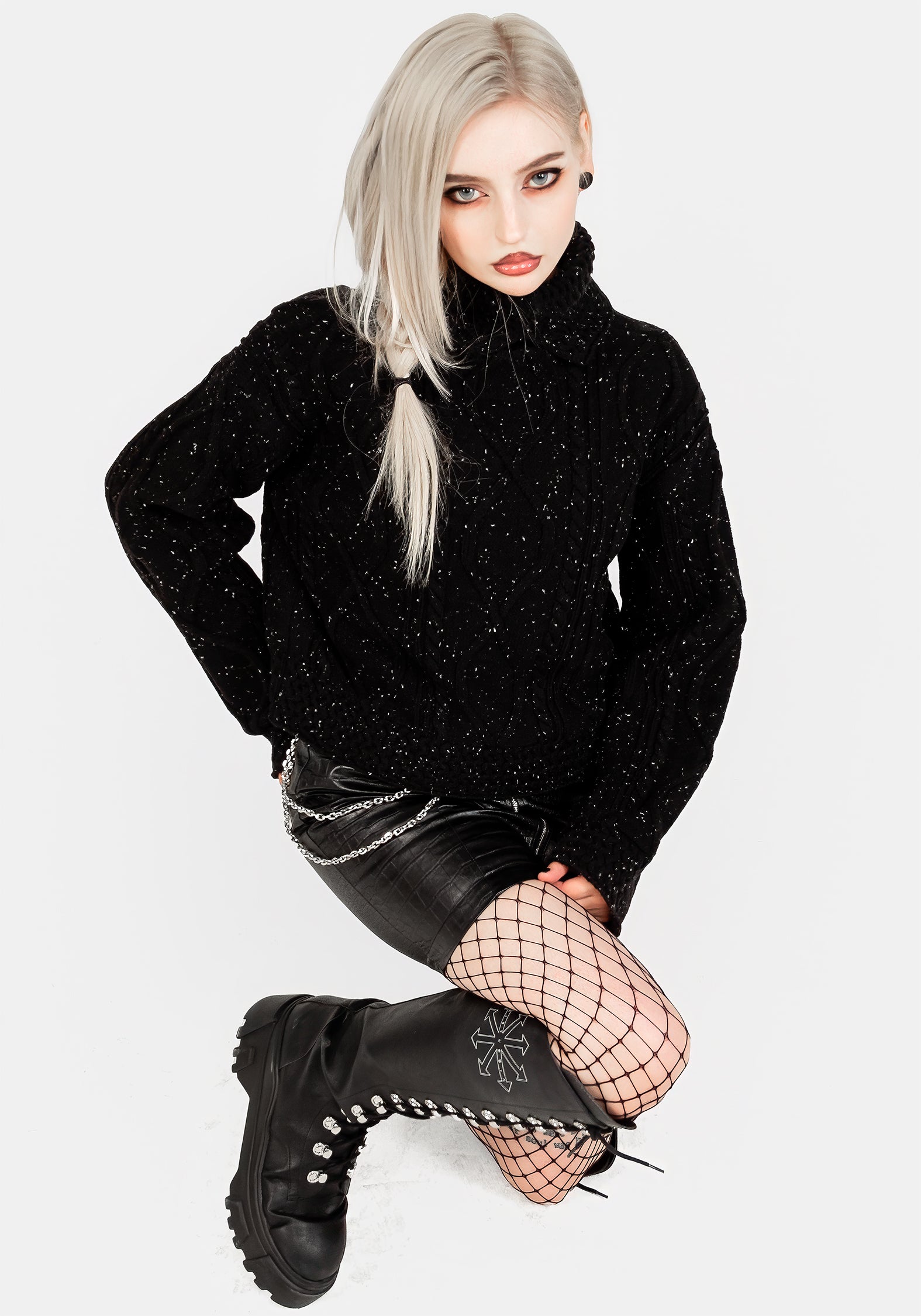 Marta Cable Jumper - Stylish Knit Sweater for Women | Cozy Winter Pullover | Perfect for Casual Outfits & Holiday Gatherings