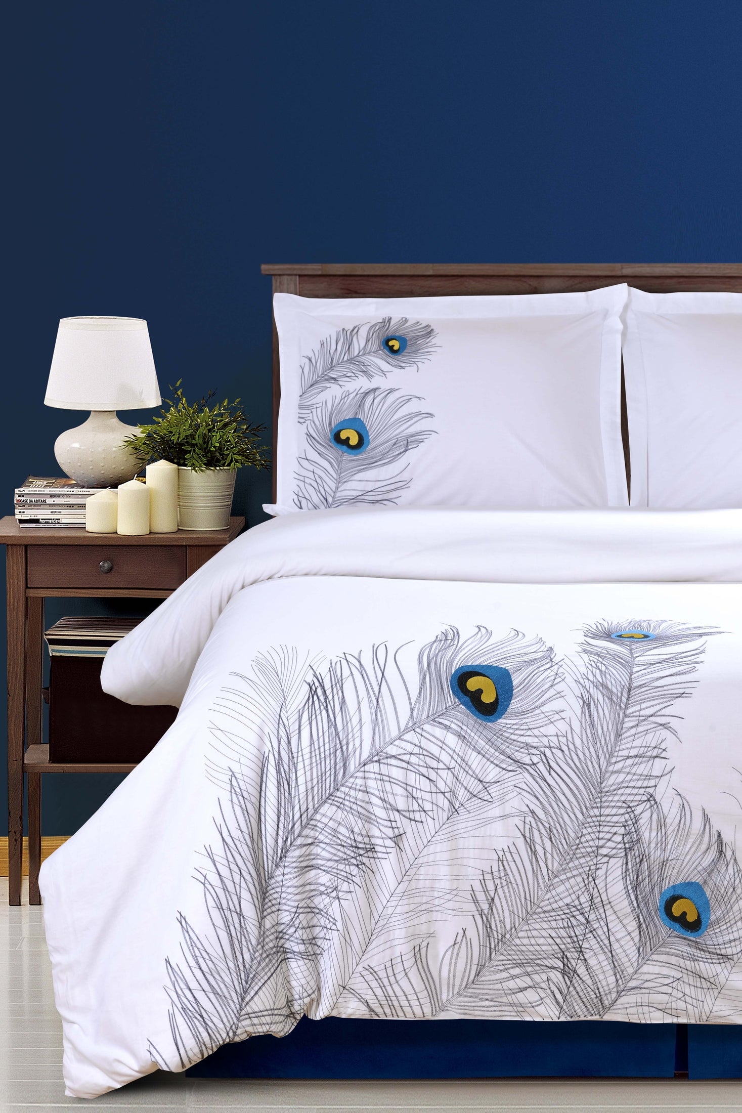 Peacock Cotton Embroidered Duvet Cover Set - King Size Luxury Bedding with Pillowcases - Elegant Bohemian Style for Master Bedroom Decor
