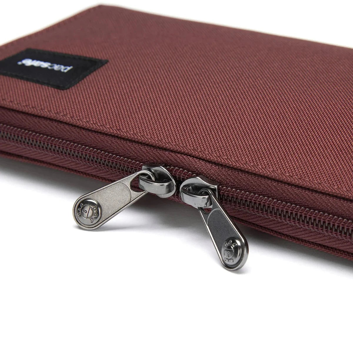 Pacsafe RFIDsafe™ RFID Blocking Continental Wallet - Secure Travel Wallet for Credit Cards & Passport - Perfect for International Trips & Daily Commute