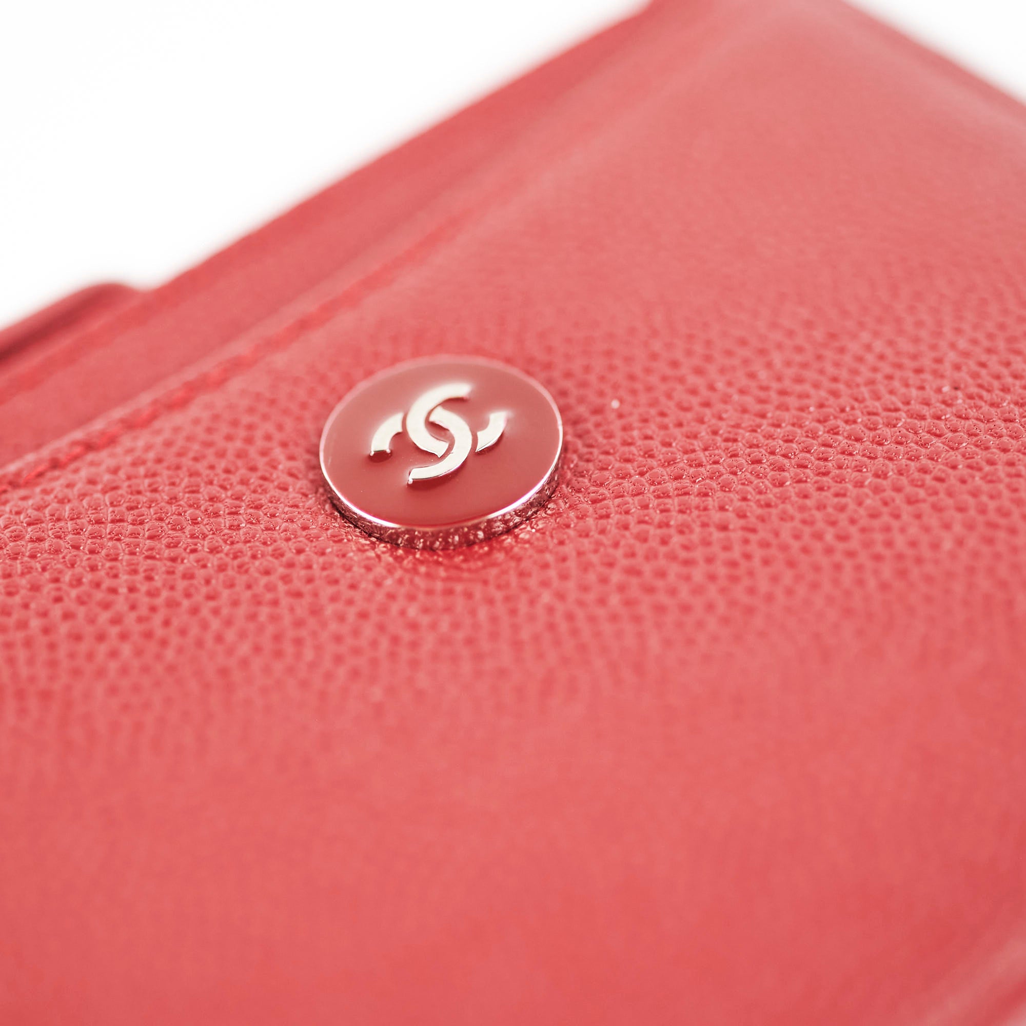 Chanel Caviar Leather Zip Card Holder Wallet in Red - Perfect for Everyday Use, Travel & Gift Giving