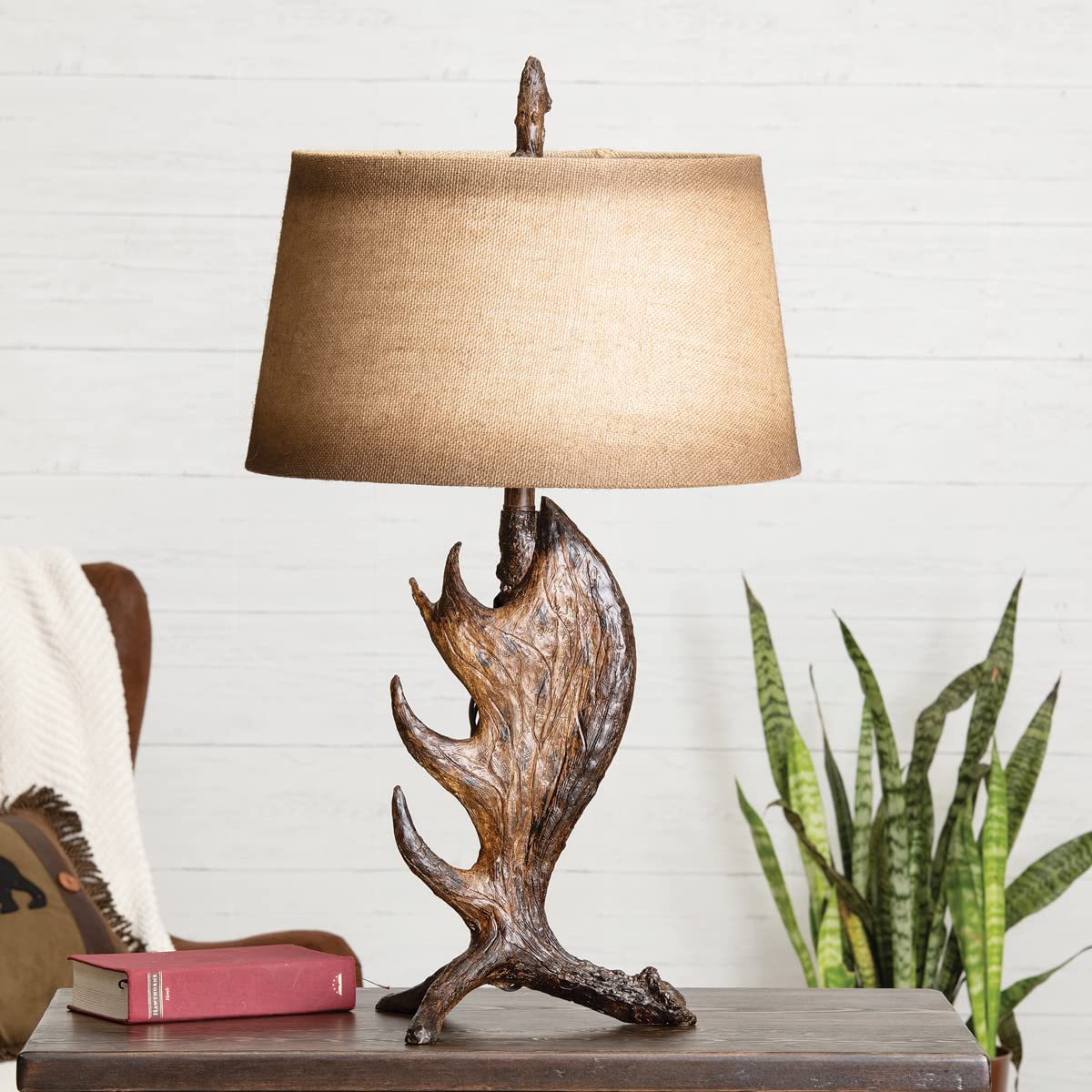 BLACK FOREST DECOR Moose Shed Antler Table Lamp - Rustic Cabin Lighting for Bedroom, Living Room & Lodge Decor