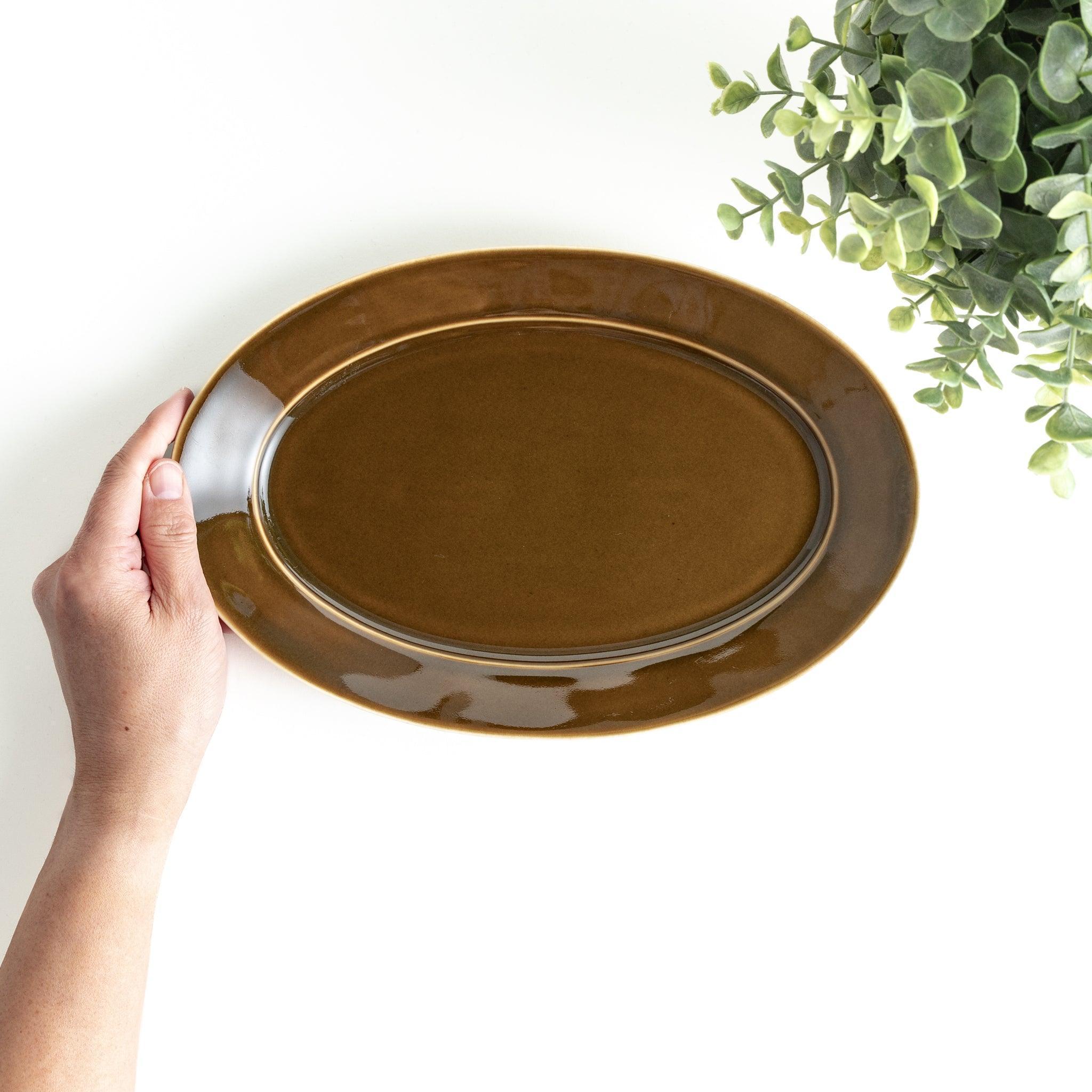 Premium 12-Inch Oval Dinner Plates - Elegant Porcelain Dish Set for Fine Dining, Restaurants & Home Entertaining - Microwave & Dishwasher Safe
