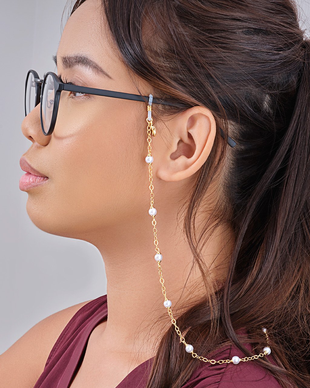 Elegant Pearl Eyeglass Chain for Women - Stylish Reading Glasses Holder with Adjustable Length - Perfect for Reading, Work, and Fashion Accessories