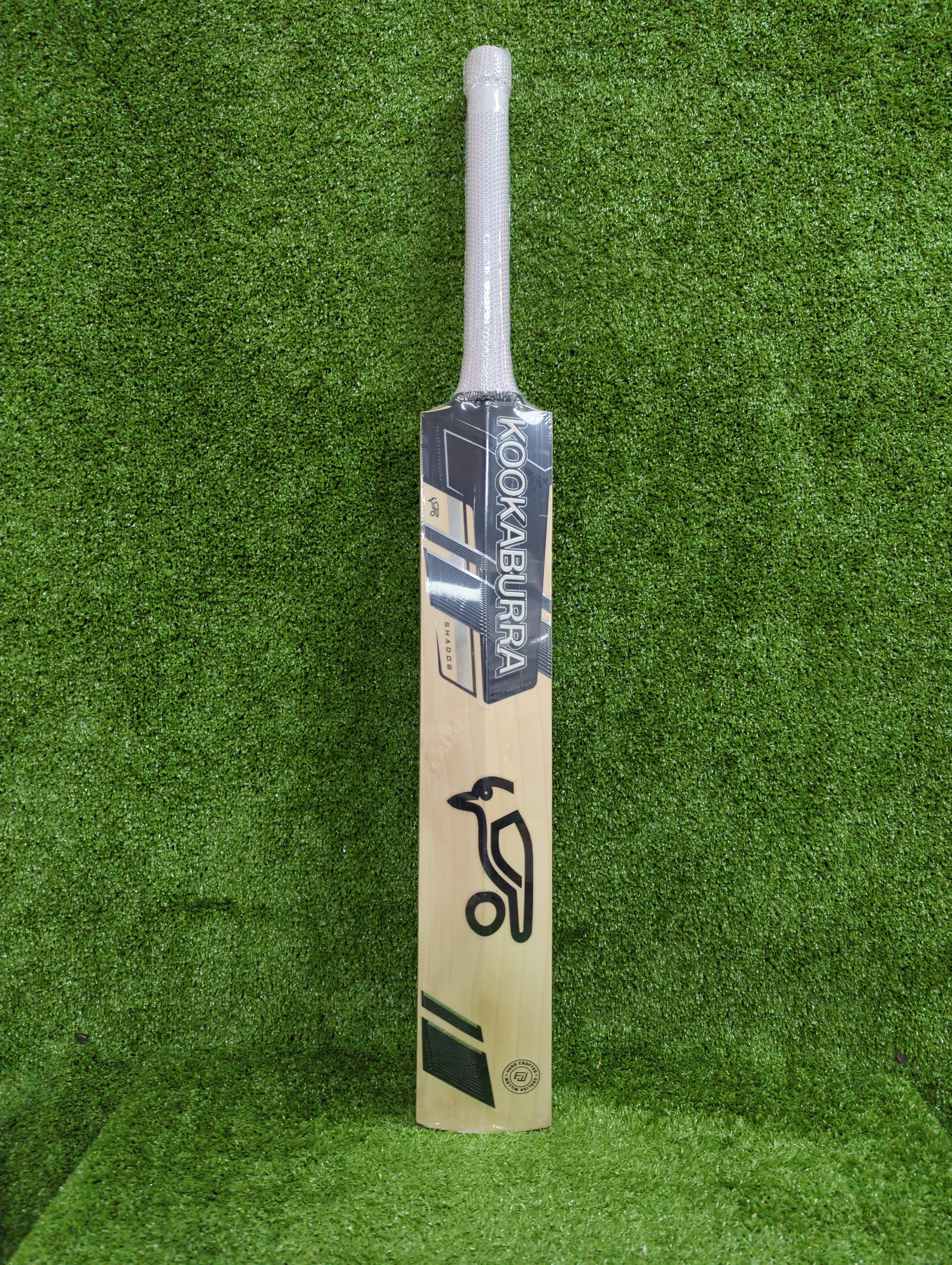 Kookaburra Shadow Pro 2.0 English Willow Cricket Bat - Premium Cricket Equipment for Professional Players | Perfect for Matches, Training & Competitive Play