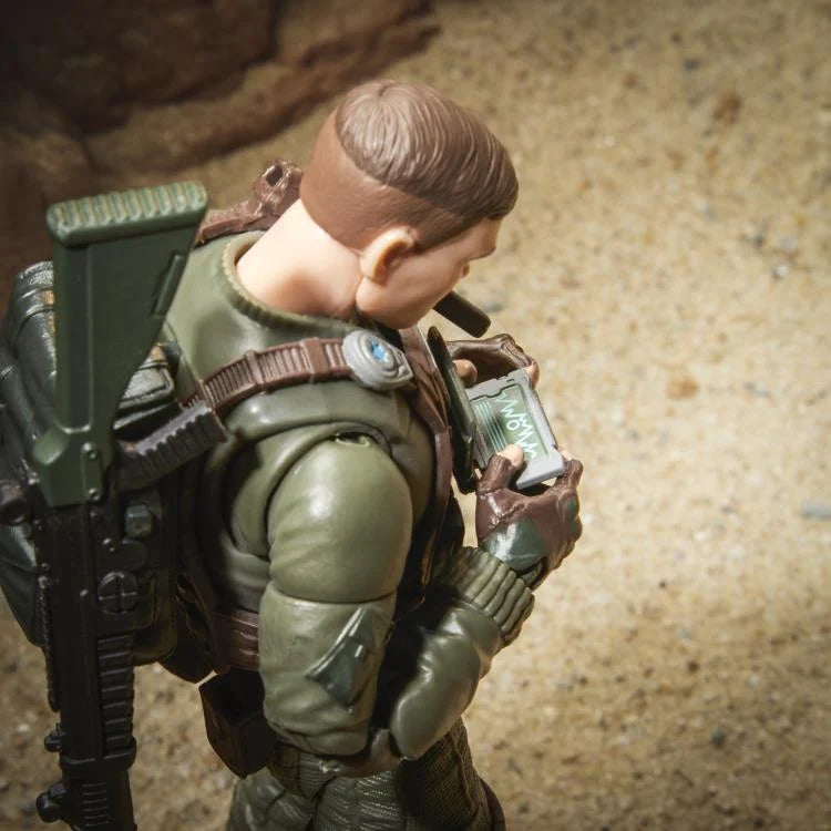 G.I. Joe Classified Series Grunt Action Figure - 6-Inch Collectible Military Toy with Articulation & Accessories - Perfect for Display, Play, and G.I. Joe Collection Enthusiasts