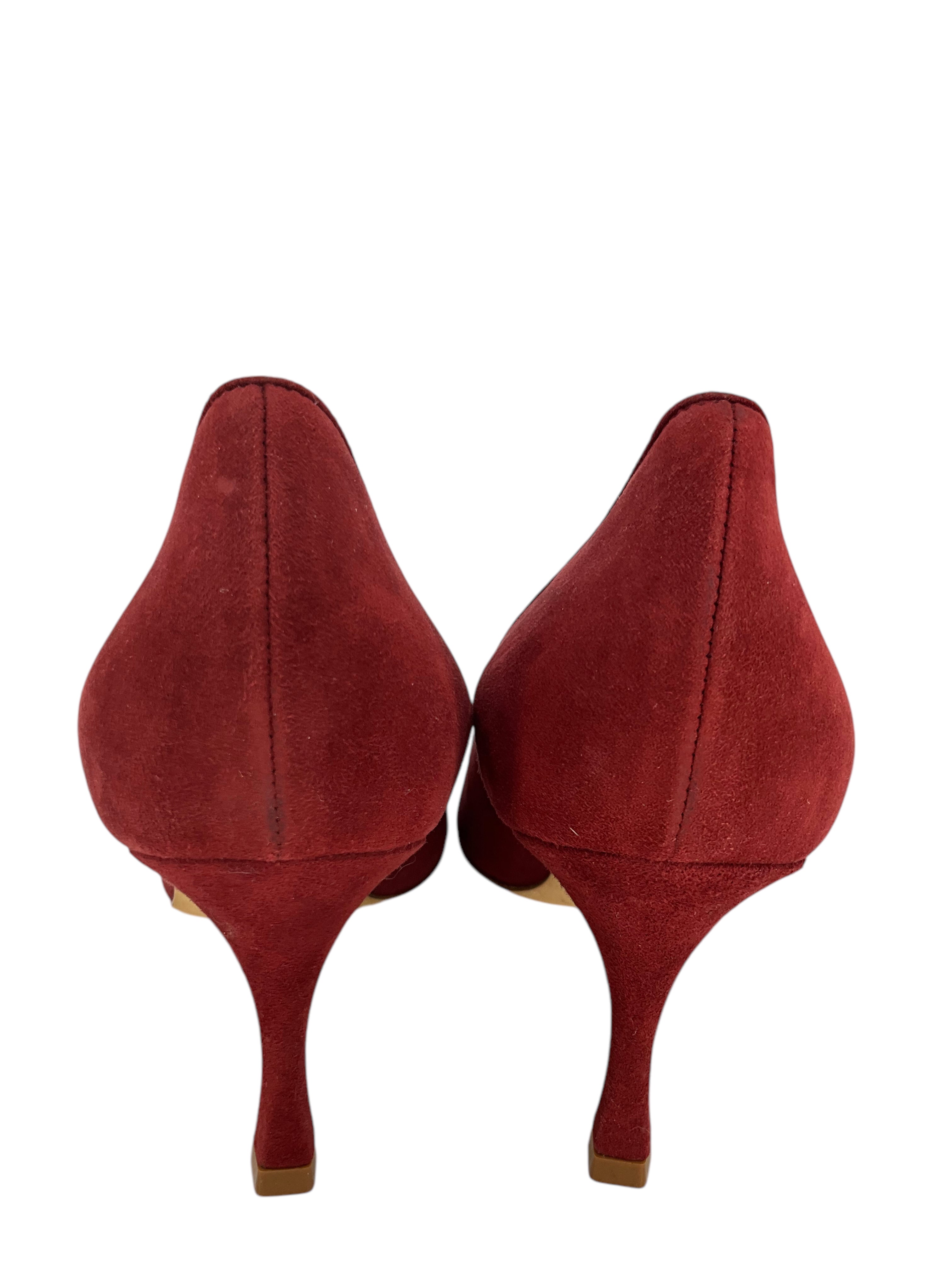 Manolo Blahnik Suede Buckle Pumps - Women's Size 7.5 US | Elegant High Heel Dress Shoes for Weddings, Parties & Formal Events