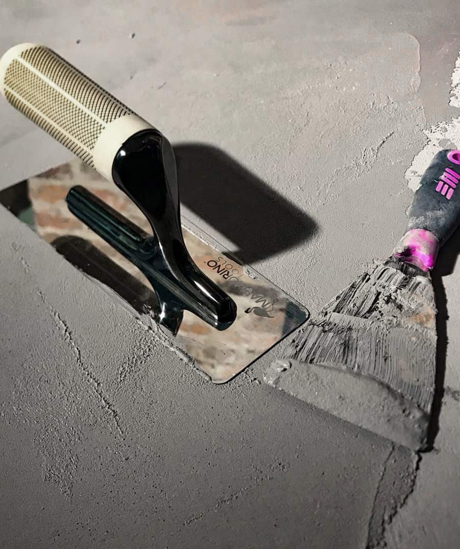 XTROWEL Venetian Plaster Trowel - Premium Low-Friction Steel Trowel for Venetian Plaster, Microcement & Resin (200x80mm) - No Black Streaks on White Surfaces | Perfect for Smooth Finishing in Home Renovation & Decorative Wall Projects