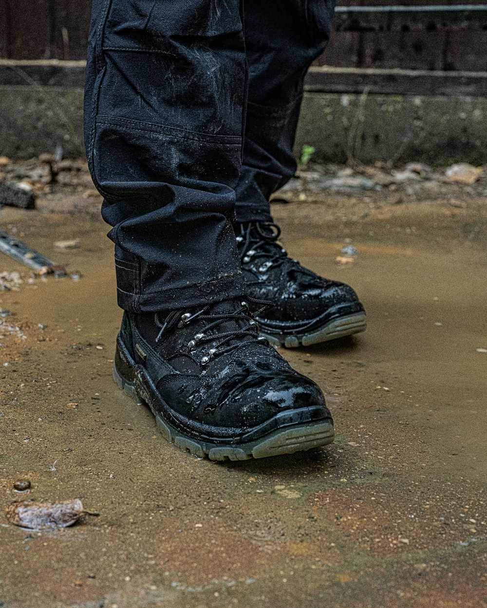 DeWalt Challenger Waterproof Hiking Boots for Men - Non-Slip Safety Work Boots with Steel Toe - Ideal for Construction, Outdoor Work & Hiking Adventures