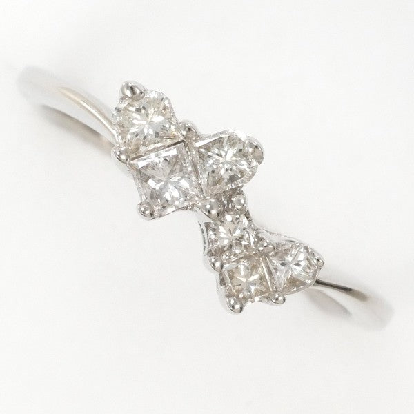 18K White Gold Diamond Ring for Women - Elegant Solitaire Engagement & Wedding Band - Perfect for Proposals, Anniversaries, and Special Occasions
