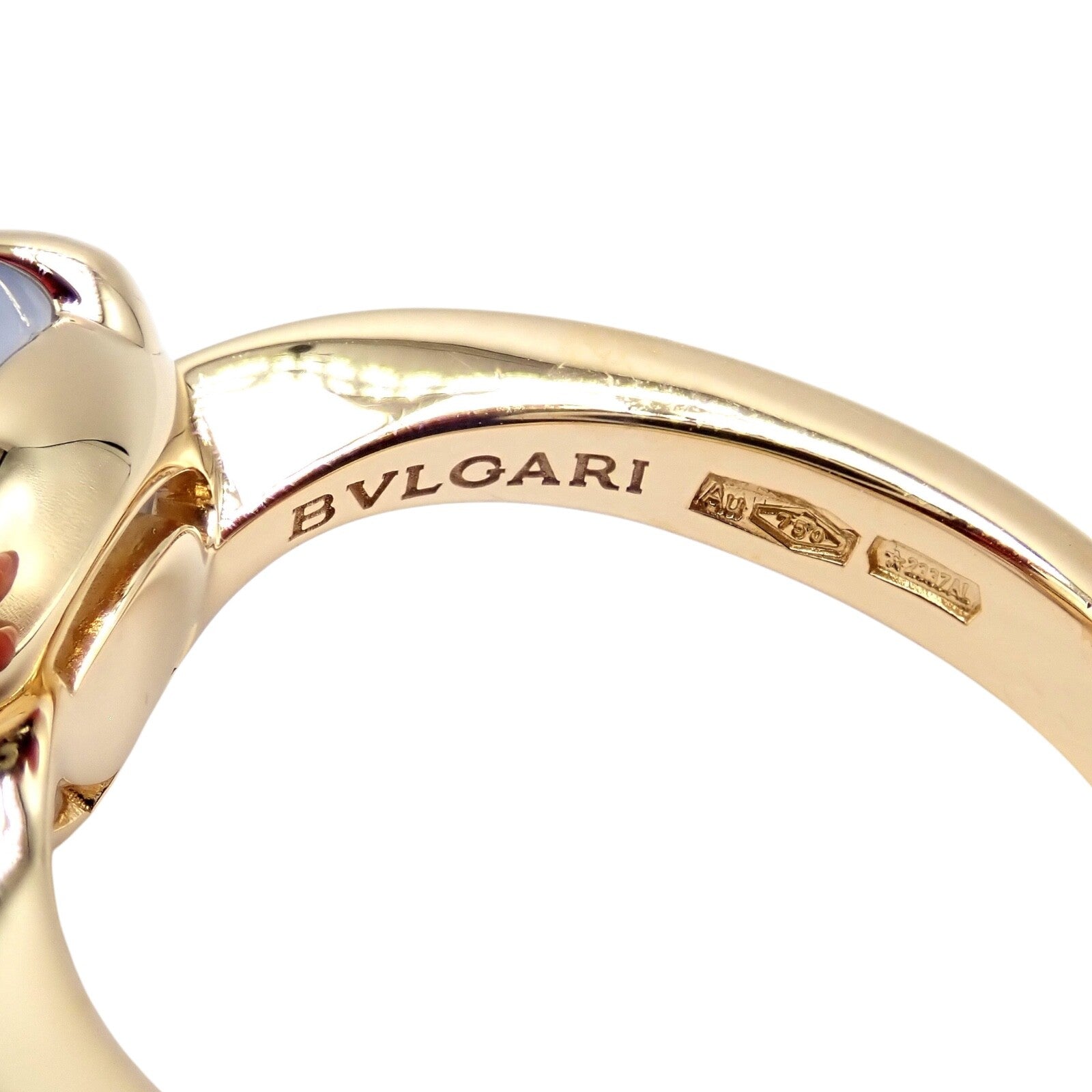 Authentic Bulgari 18k Yellow Gold Mediterranean Eden Chalcedony Ring - Size 5.75 - Luxury Jewelry for Women, Perfect for Weddings, Anniversaries & Special Occasions