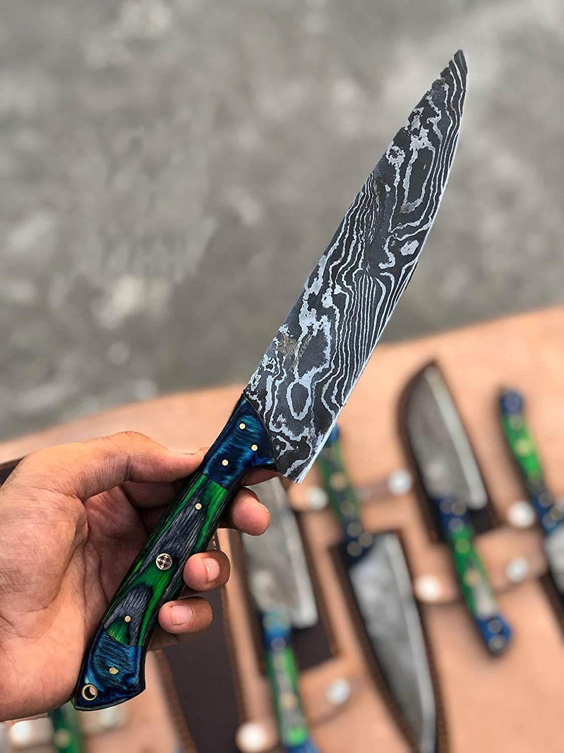 Premium 7-Piece Damascus Steel Chef Knife Set - Handcrafted Kitchen Knives with Leather Roll, Fixed Blades (Black, Blue, Green Wood Handle) - Perfect for Professional Chefs, Home Cooking & Culinary Gifts