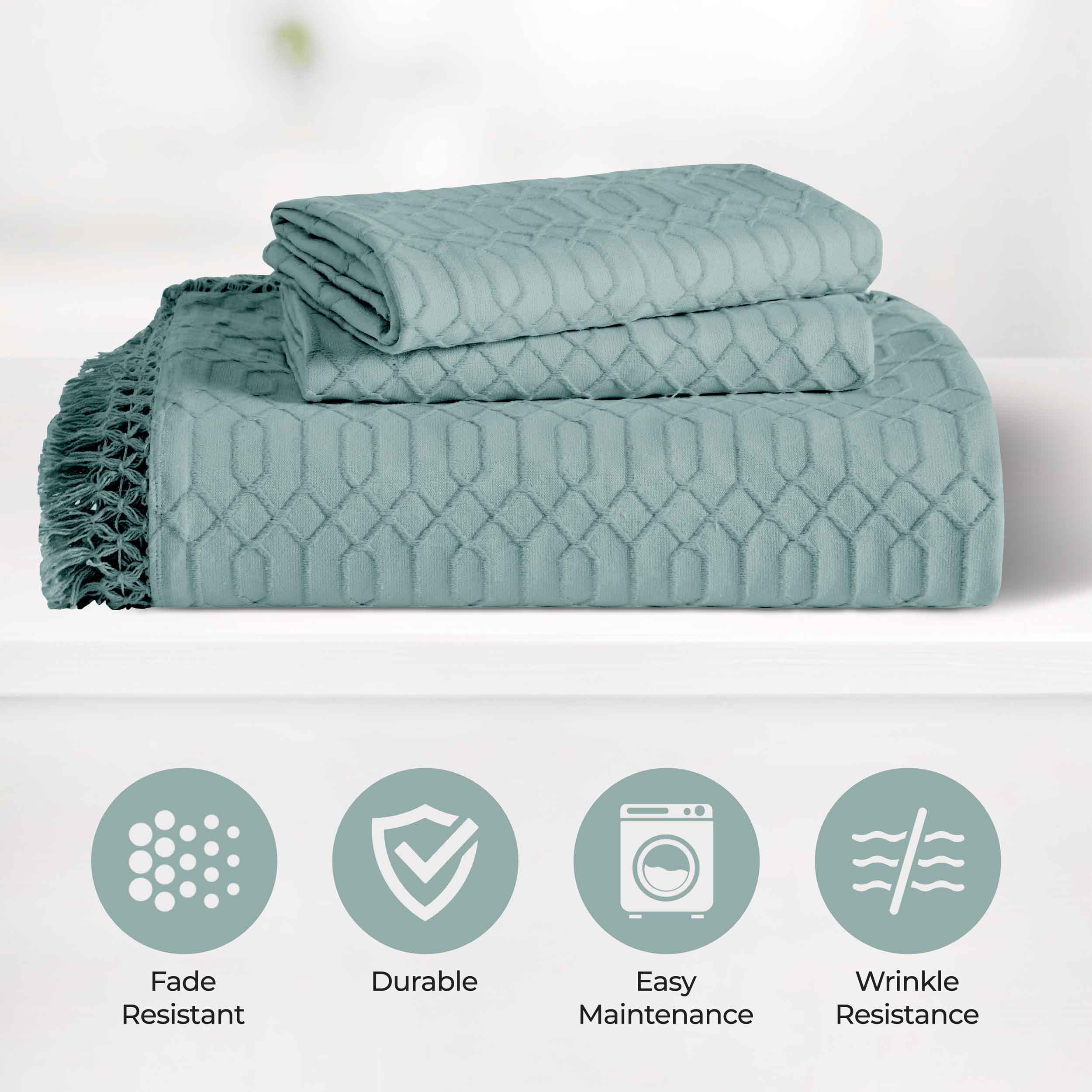 Remi Cotton Blend Jacquard Woven Geometric Fringe Bedspread Set - Queen Size Luxury Bed Cover for Modern Bedroom Decor | Perfect for Master Bedroom, Guest Room & Dorm
