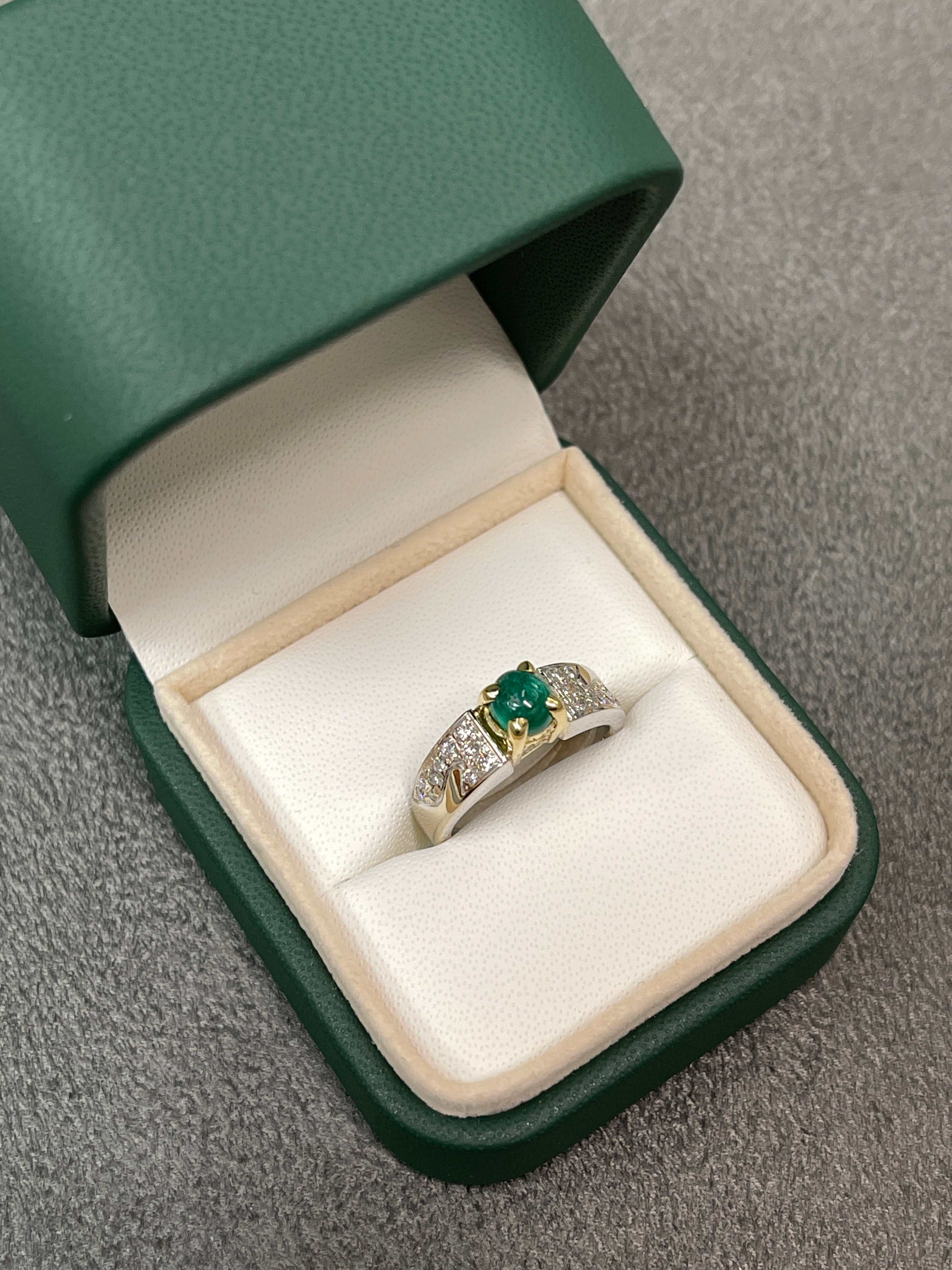 0.90tcw Oval Natural Emerald Cabochon & Diamond Brilliant Round Statement Ring in 18K Gold - Elegant Jewelry for Weddings, Parties & Special Occasions