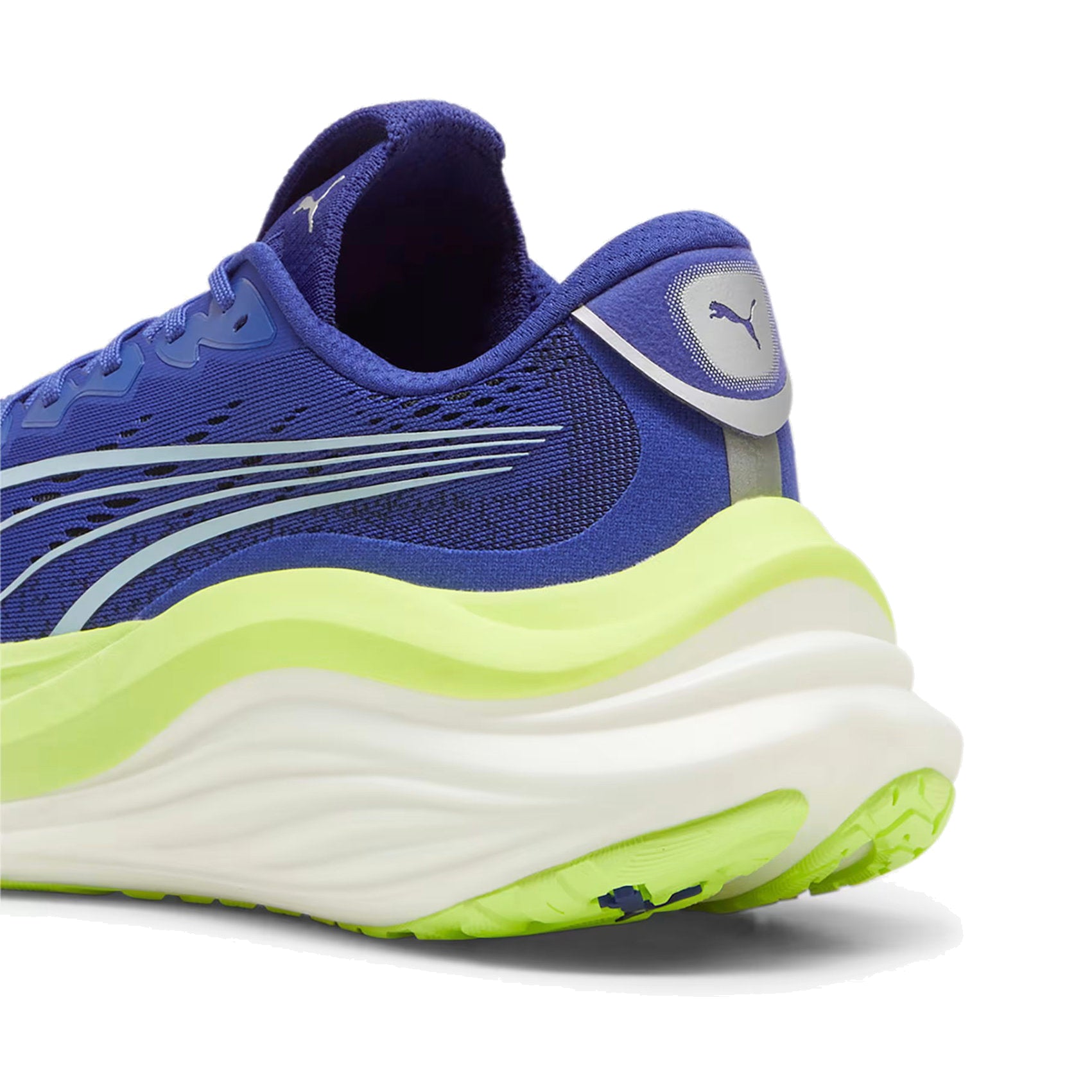 PUMA Men's MagMax NITRO Running Shoes - Lightweight Cushioned Sneakers for Jogging, Gym Workouts & Daily Wear