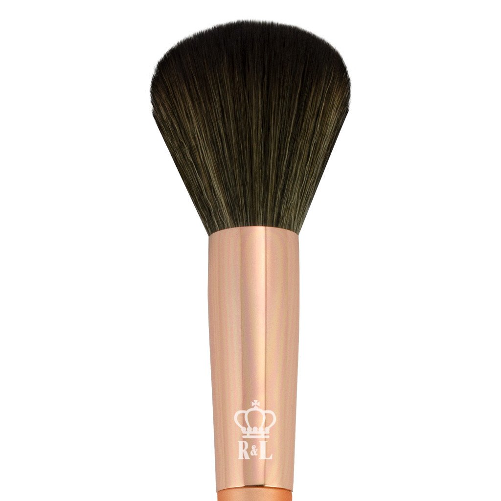 Omnia Brush BOM 04 Domed Blush - Professional Makeup Brush for Blending & Contouring - Perfect for Everyday Makeup & Special Occasions