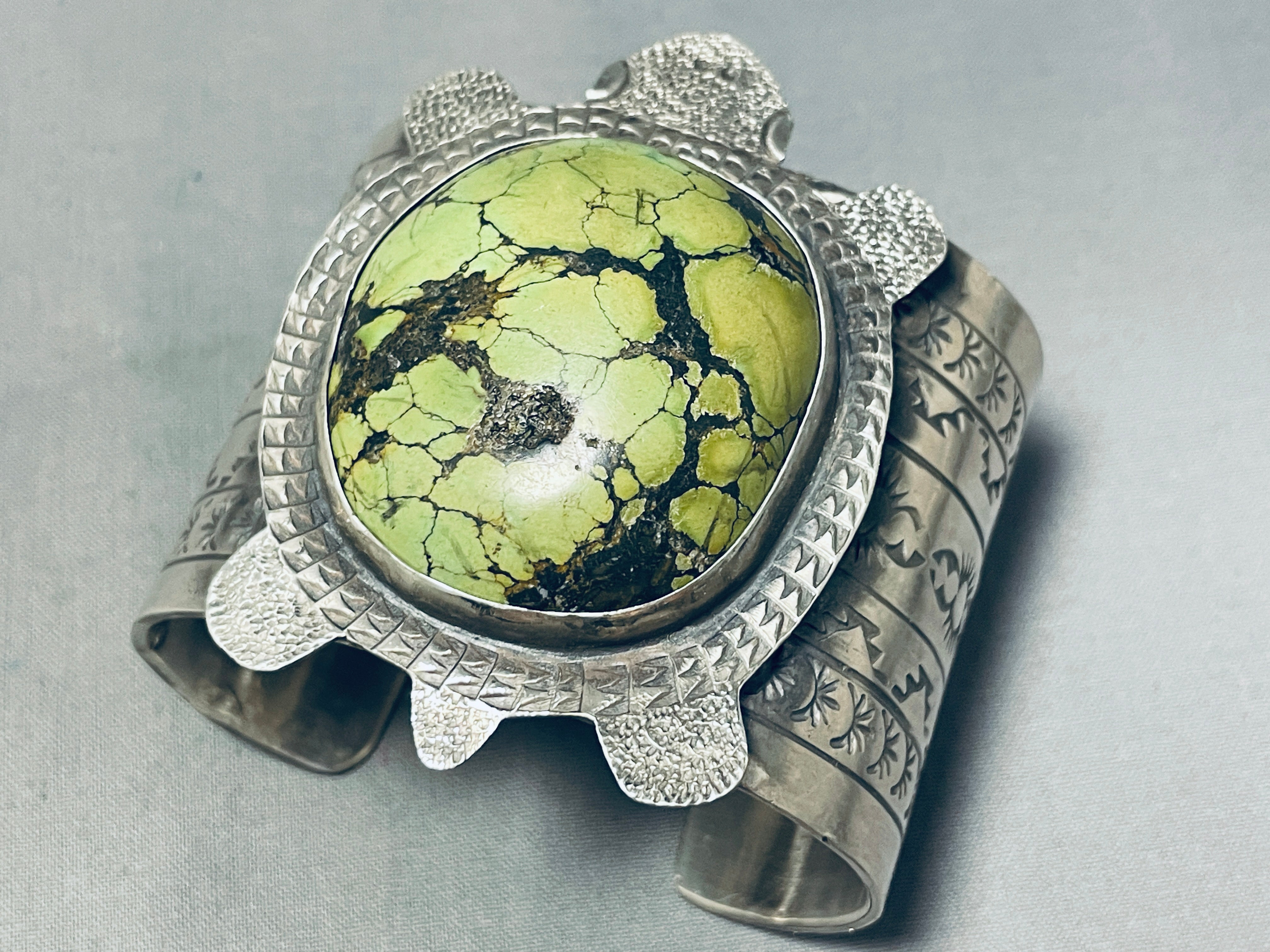 Authentic Navajo Sterling Silver Bracelet with 160g Green Turquoise Sea Turtle - Handmade Native American Jewelry for Women, Perfect for Gifts, Boho Fashion & Spiritual Healing