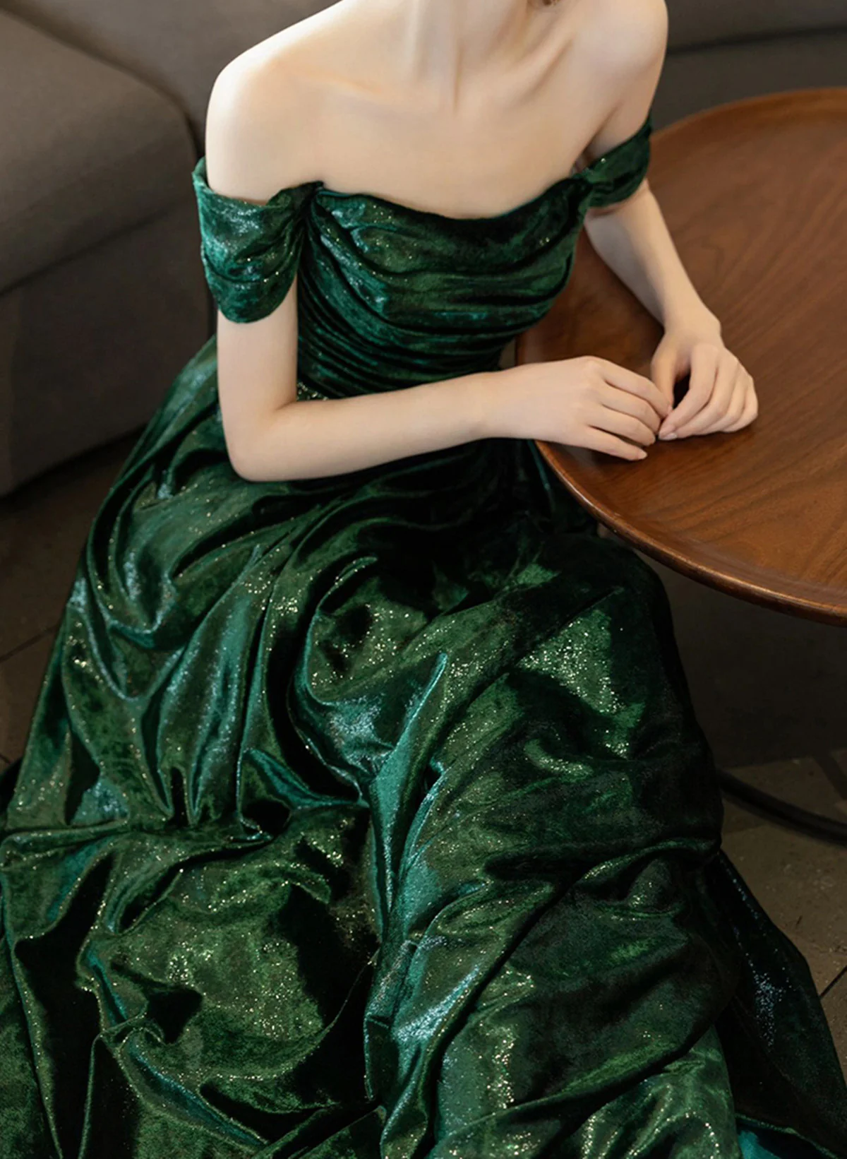 Elegant A-Line Green Off-Shoulder Long Prom Evening Dress J4469 - Perfect for Formal Events, Weddings & Special Occasions