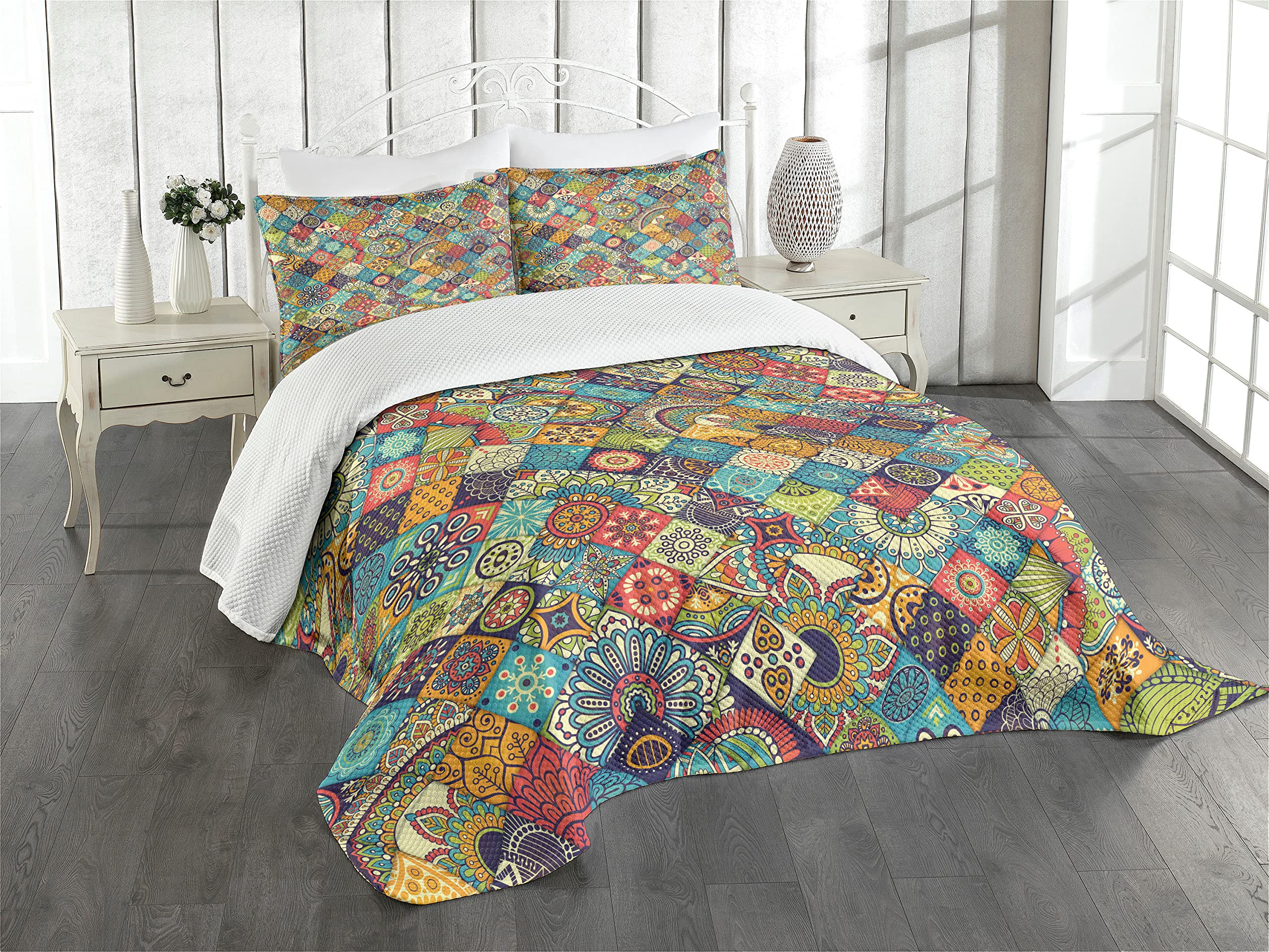 Ambesonne Bohemian Bedspread Set - King Size Geometric Floral Pattern Bedding with 2 Pillow Shams, Green & Blue Folk Art Abstract Design | Perfect for Boho Chic Bedroom Decor, Guest Room Makeover & Cozy Home Styling