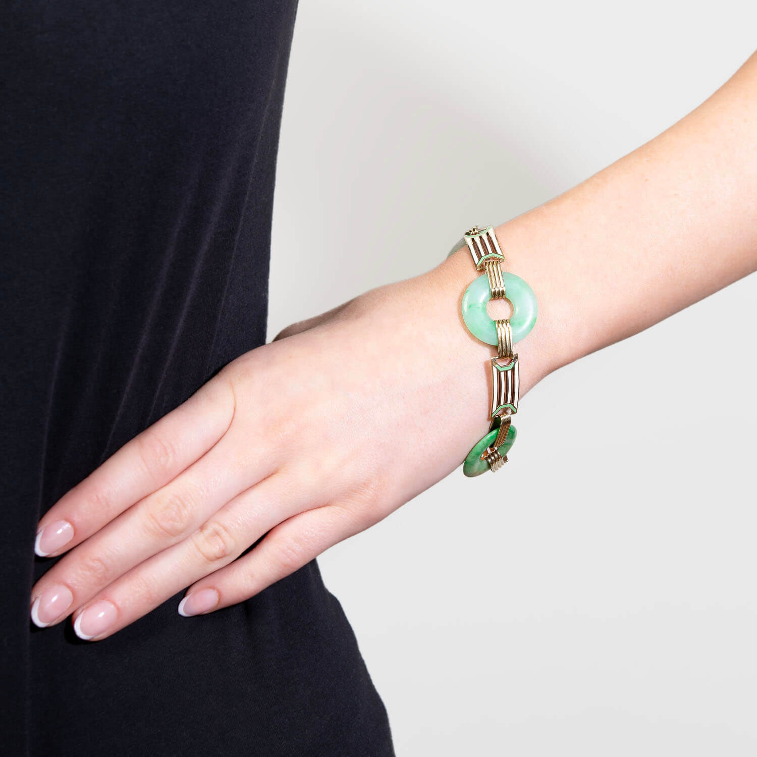 ALLSOPP STELLER INC Art Deco Jade Circles Enamel Link Bracelet - Vintage Inspired Jewelry for Women, Elegant Statement Piece for Parties, Weddings & Special Occasions