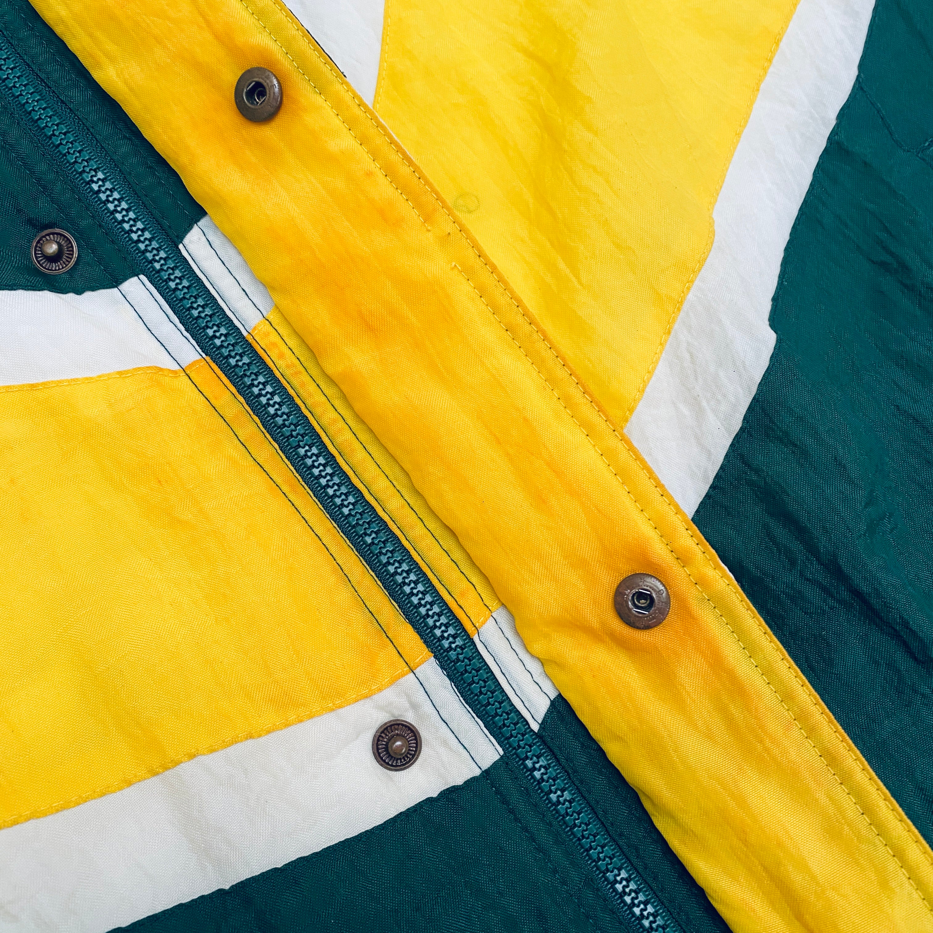Green Bay Packers: 1990's Apex One Ice Cream Man Wave Fullzip Proline Jacket (L)