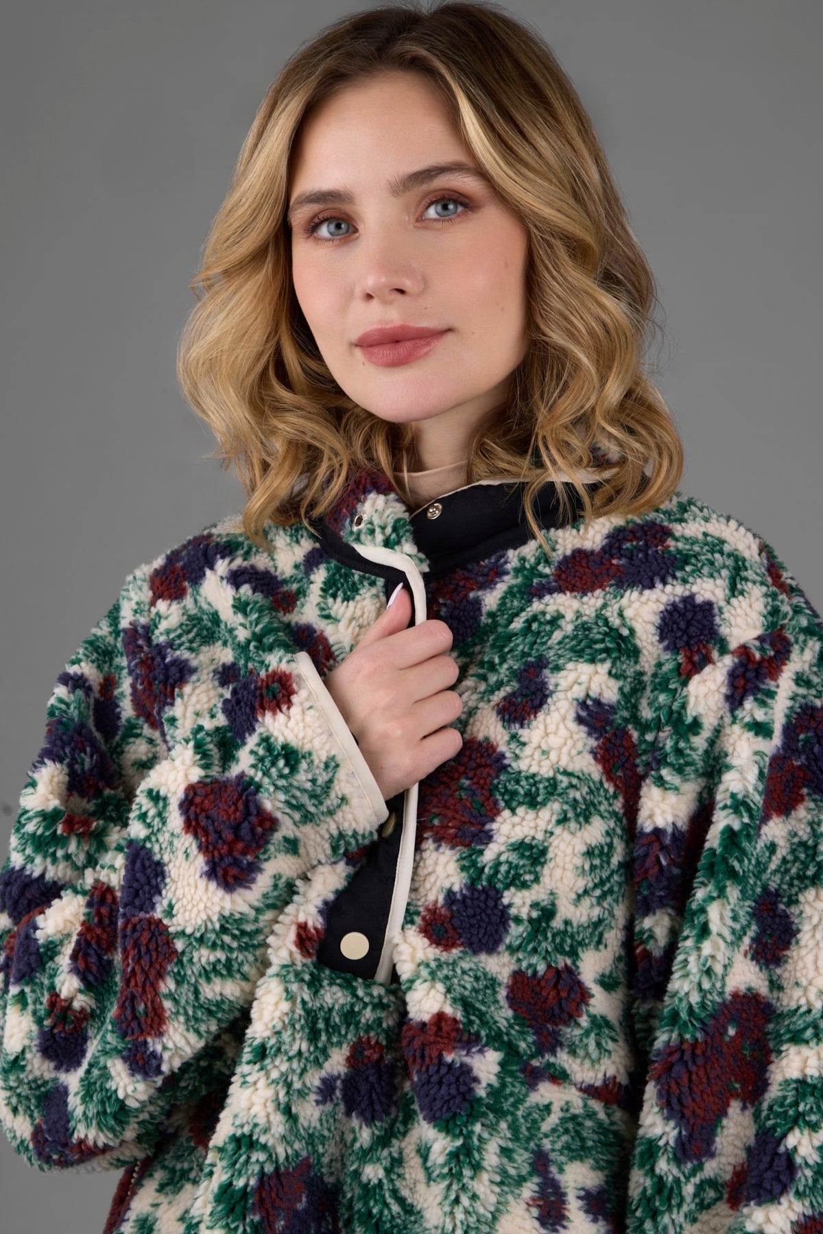 Women's Floral Sherpa Jacket - Cozy Fleece Lined Winter Coat for Outdoor Activities, Hiking & Casual Wear
