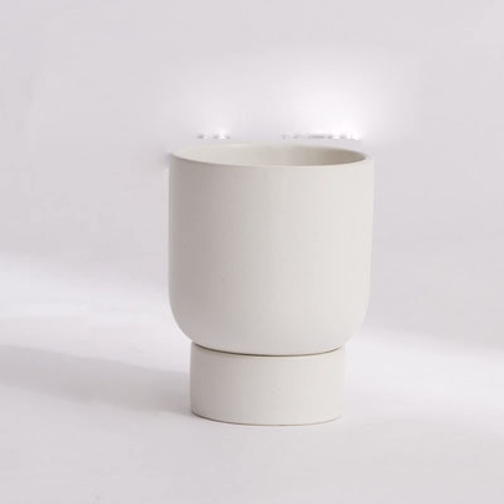 YURASIKU Ceramic Flower Pots - Simple Flower Arrangement, Office & Desktop Display, Succulent Planter, Home Decor Crafts - Perfect for Indoor Plants, Wedding Centerpieces, and Gift Giving