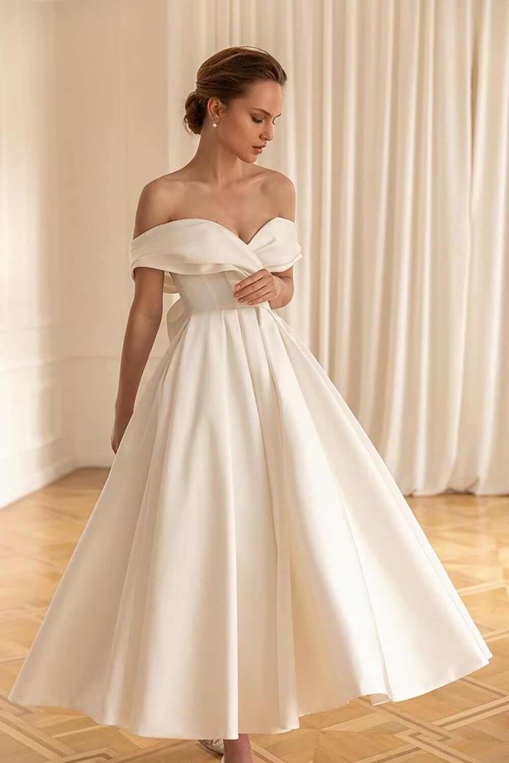 Elegant Tea Length Wedding Dress for Women - Simple A-Line Midi Bridal Gown for Courthouse, Beach or Garden Weddings | Perfect for Intimate Ceremonies & Vow Renewals